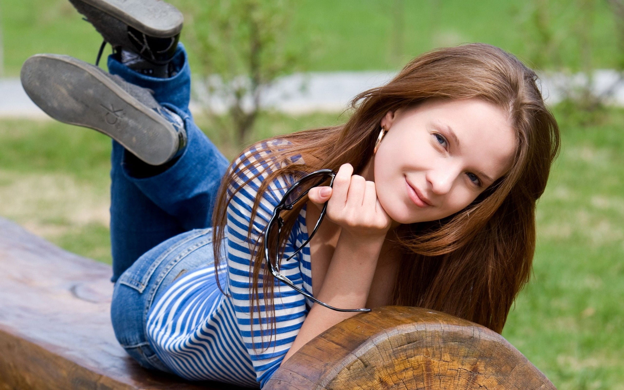 beautiful, s, jeans, joy, focus on foreground, brunette, lie down, outdoors, real people, caucasian Ethnicity, shirt, day, relaxation, 2K, recreational Pursuit, HD Wallpaper