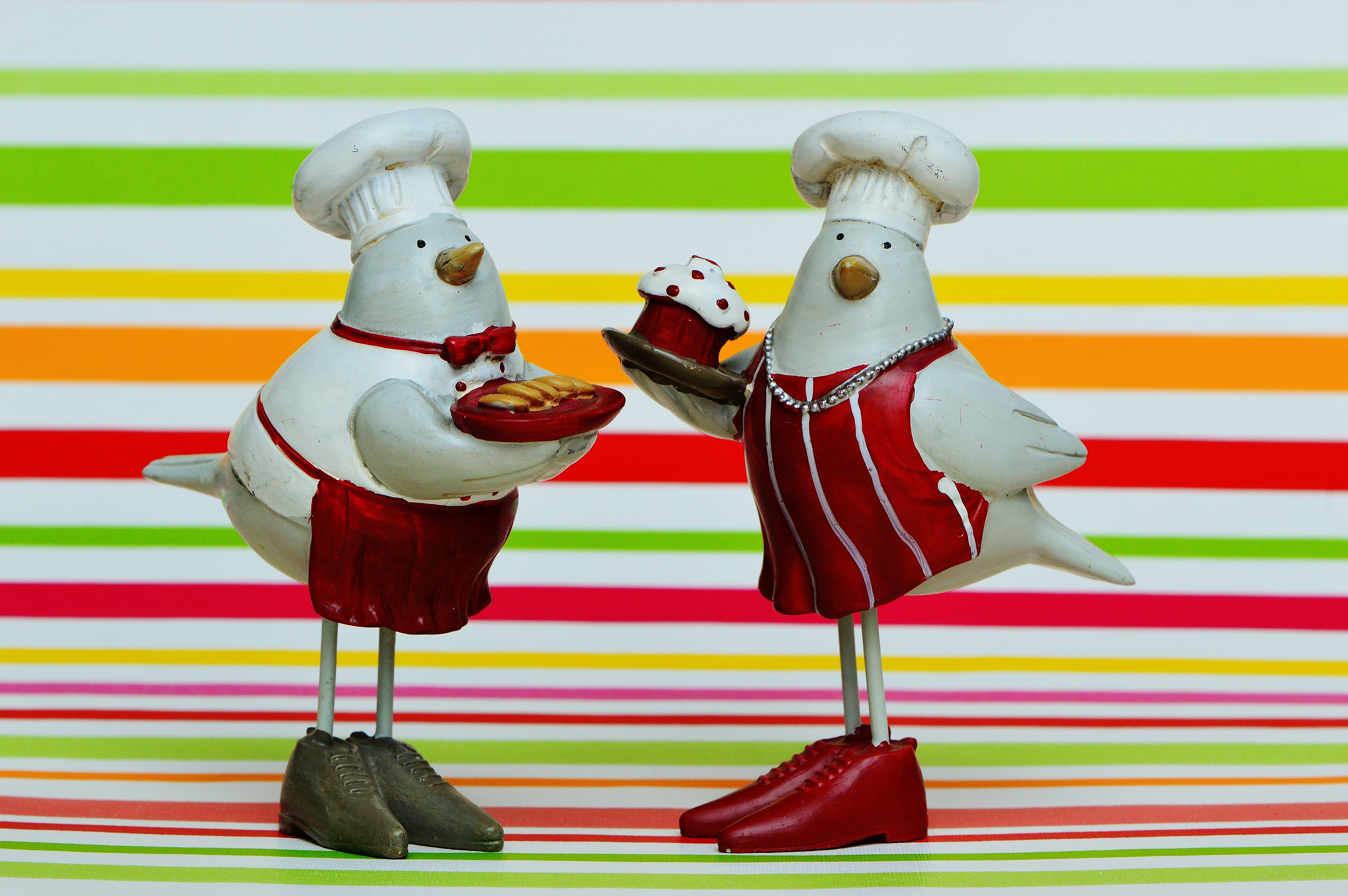 art and craft, spring, focus on foreground, easter, striped, creativity, bake, cook, red, cooking, sweet, toy, close-up, representation, happy easter, birds, HD Wallpaper
