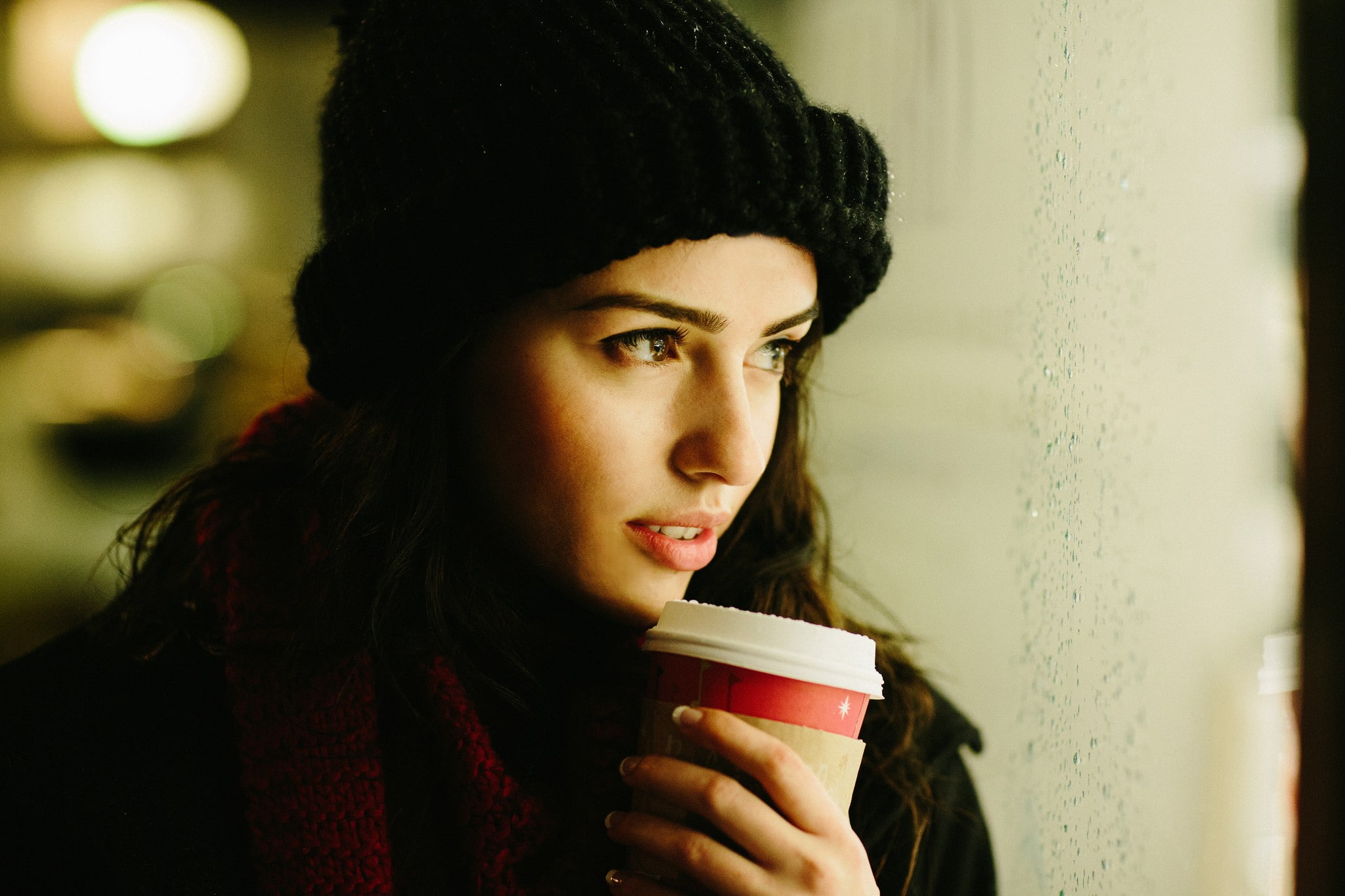 hat, scarf, women, looking away, woolly hat, cup, brunette, 1080P, drink, face, HD Wallpaper