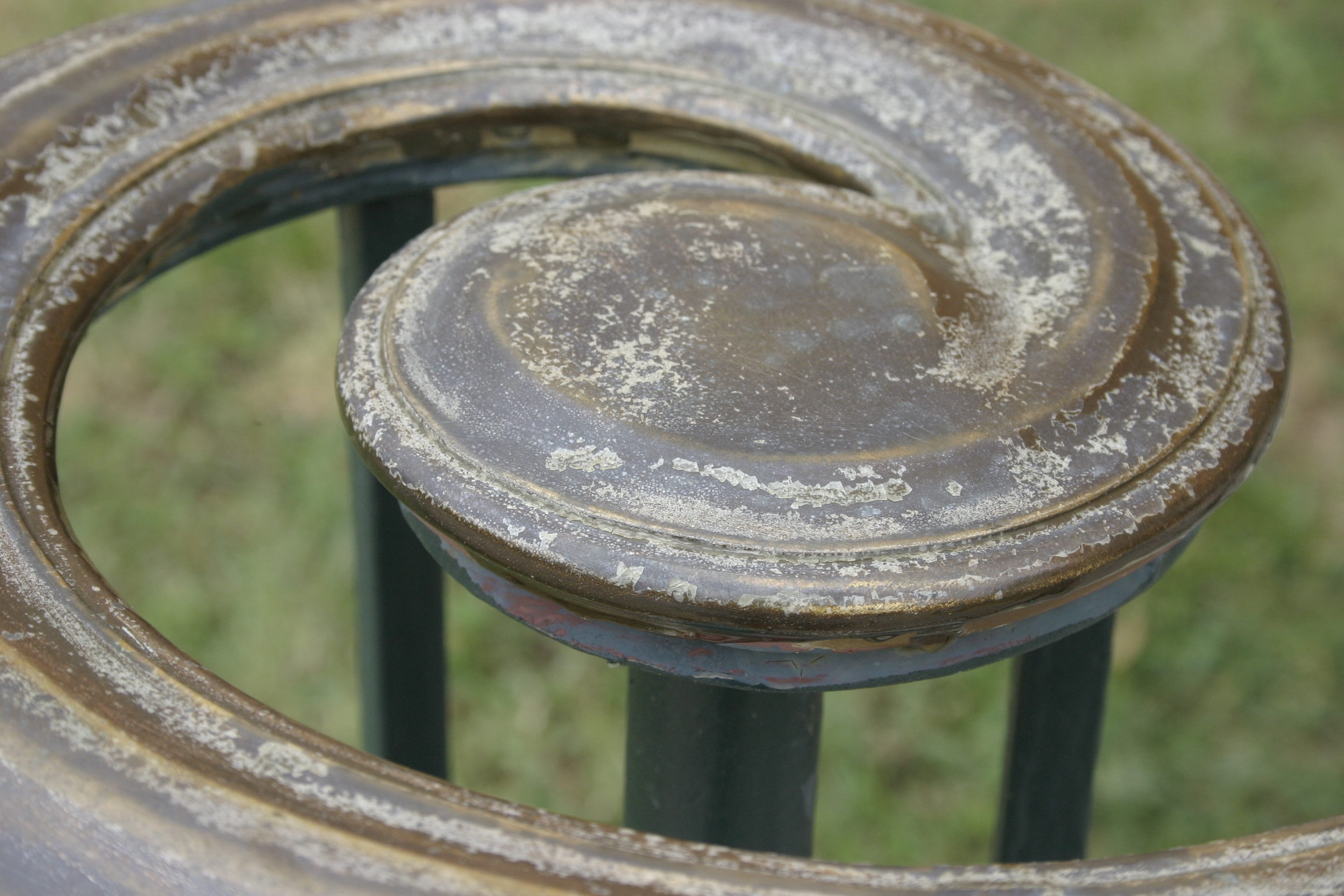 rusty, high angle view, weathered, outdoors, metal, in a row, still life, wrought iron, stair railing, focus on foreground, shape, silver colored, 2K, HD Wallpaper