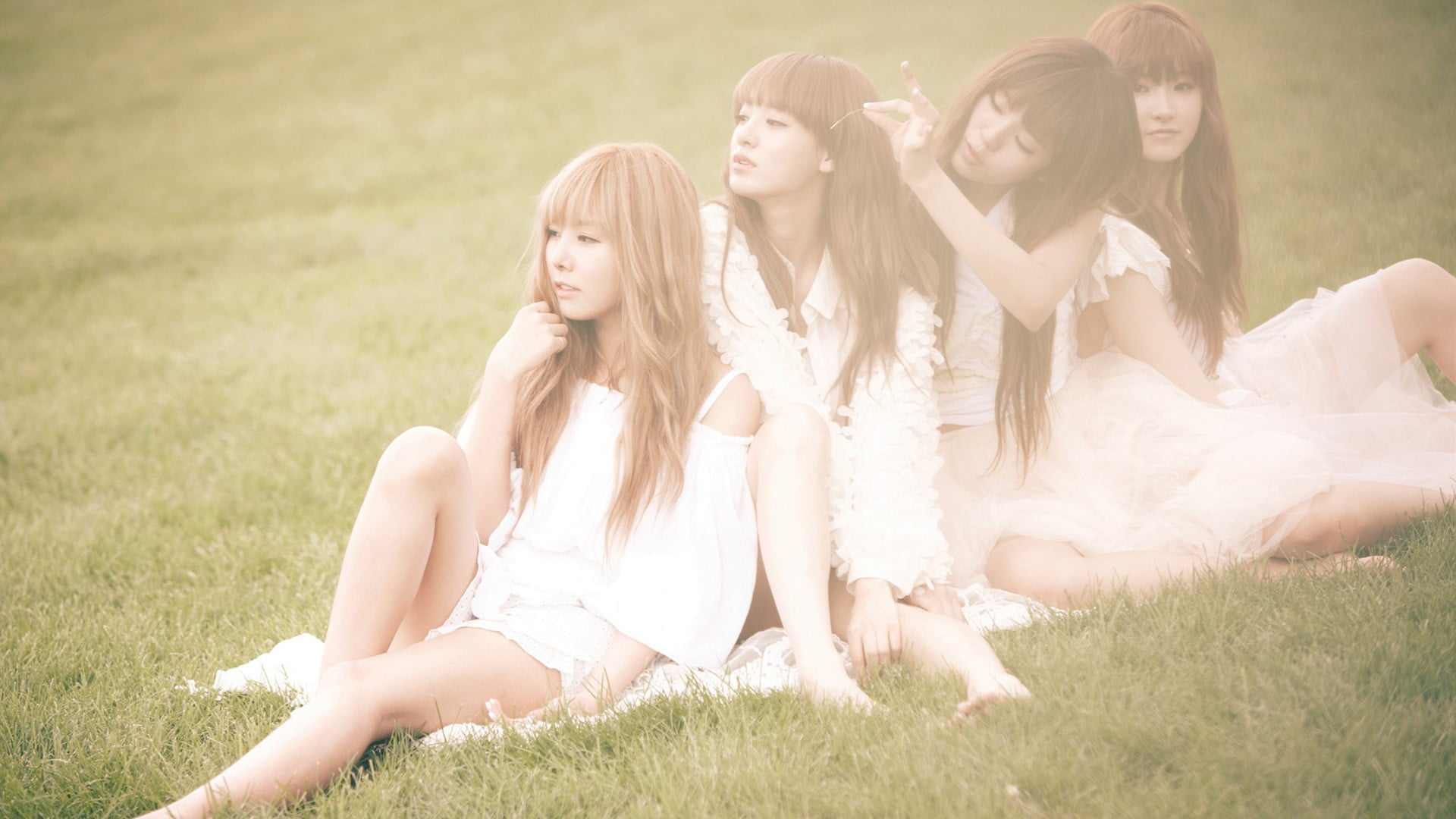 Raina, Asian, looking away, 1080P, long hair, nature, Pledis Entertainment, plant, women outdoors, positive emotion, friendship, group of people, After School, HD Wallpaper