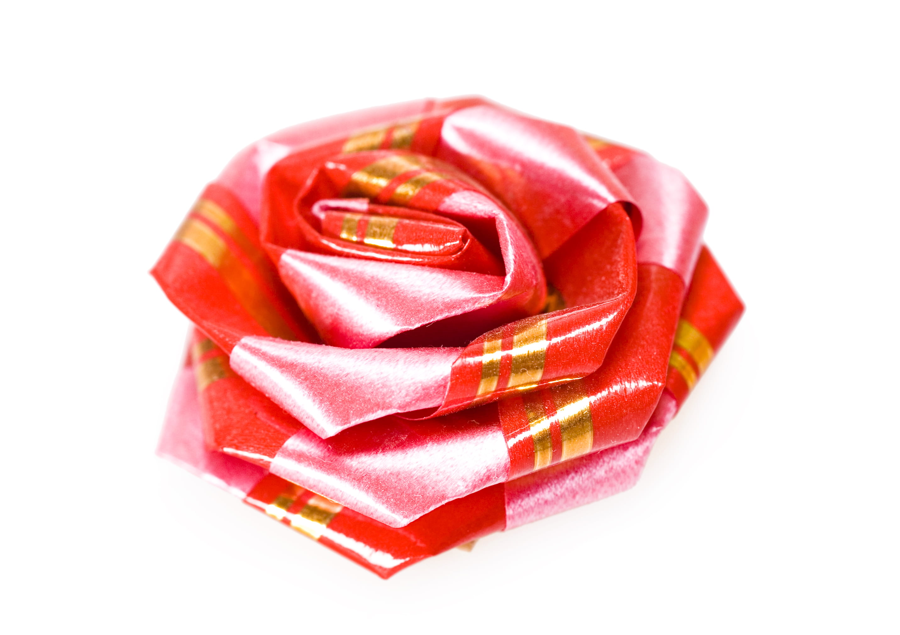 christmas, studio shot, valentines day - holiday, white background, container, knot, tied, still life, celebration, sweet food, isolated, valentine, red, HD Wallpaper