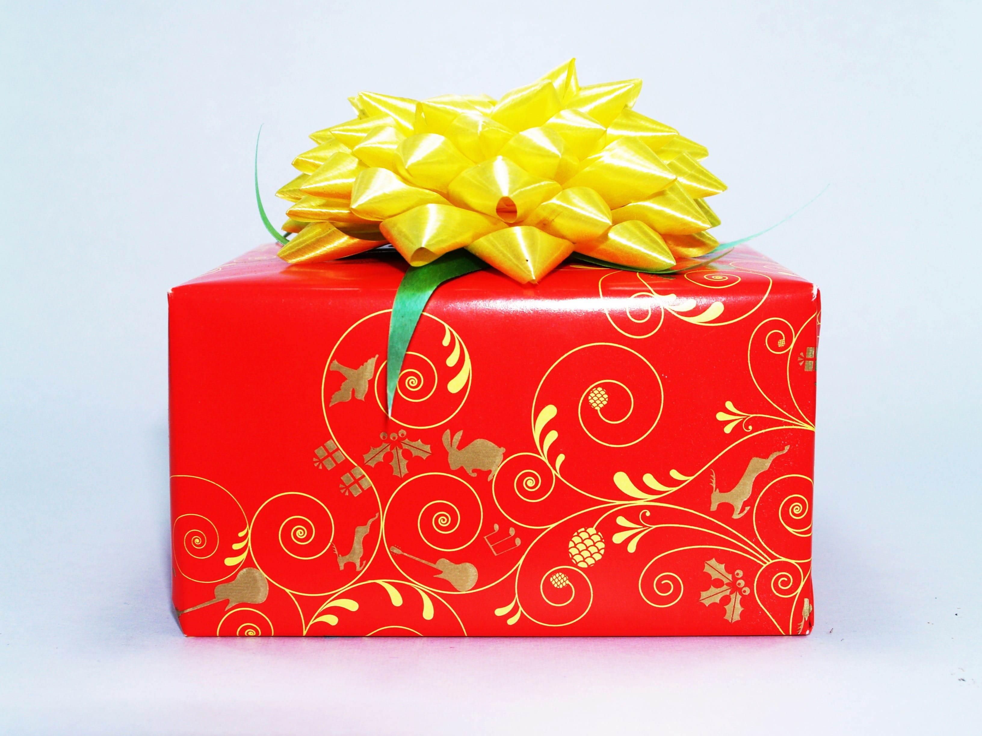2K, Box, ribbon - sewing item, package, reflection, celebration, gift, holiday, wrap, birthday, White, love, holiday - event, wrapping paper, indoors, HD Wallpaper