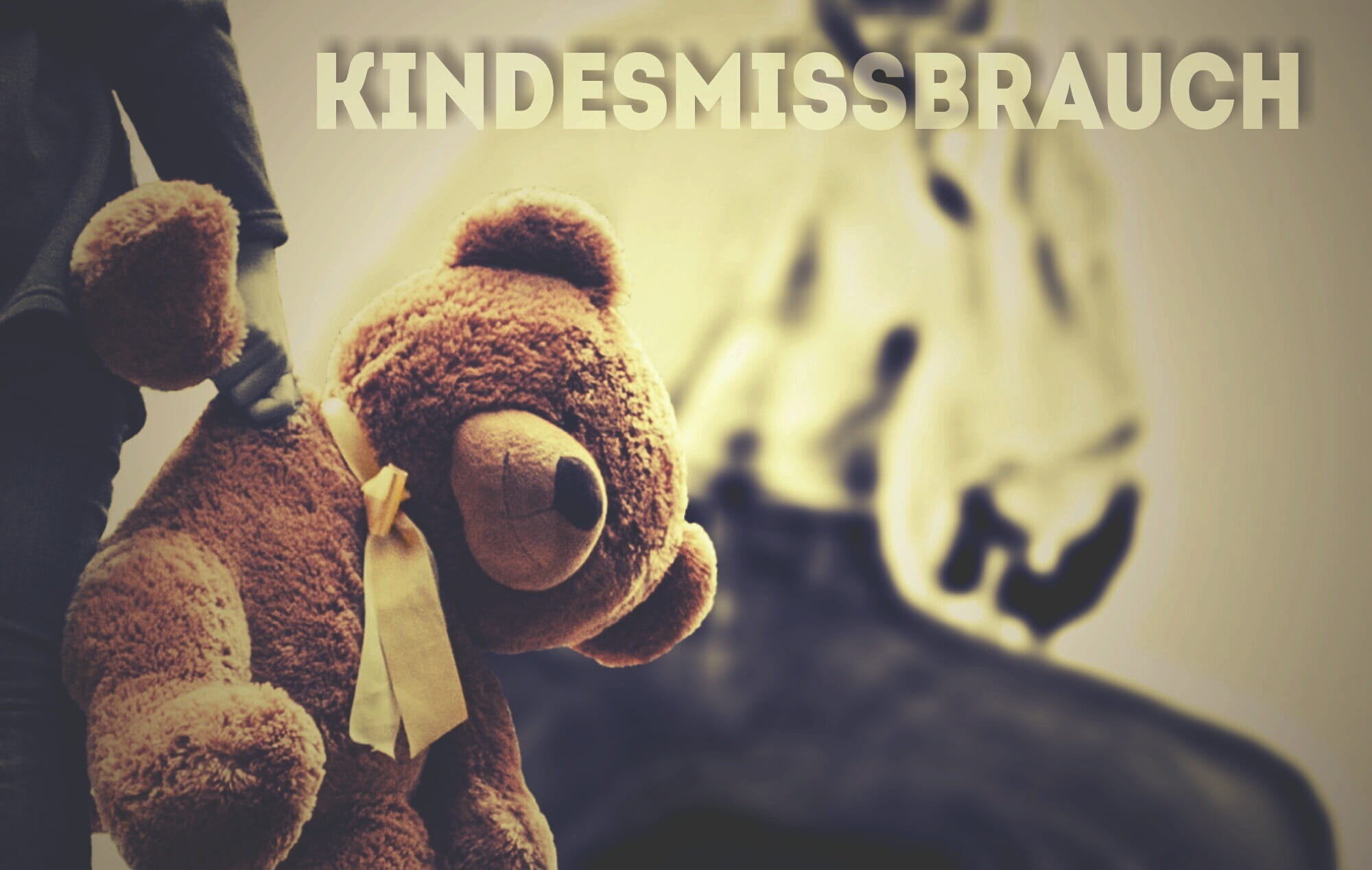 western script, rape, close-up, script, sign, non-western script, Abuse, communication, focus on foreground, message, teddy bear, abuse, Child, underage, HD Wallpaper