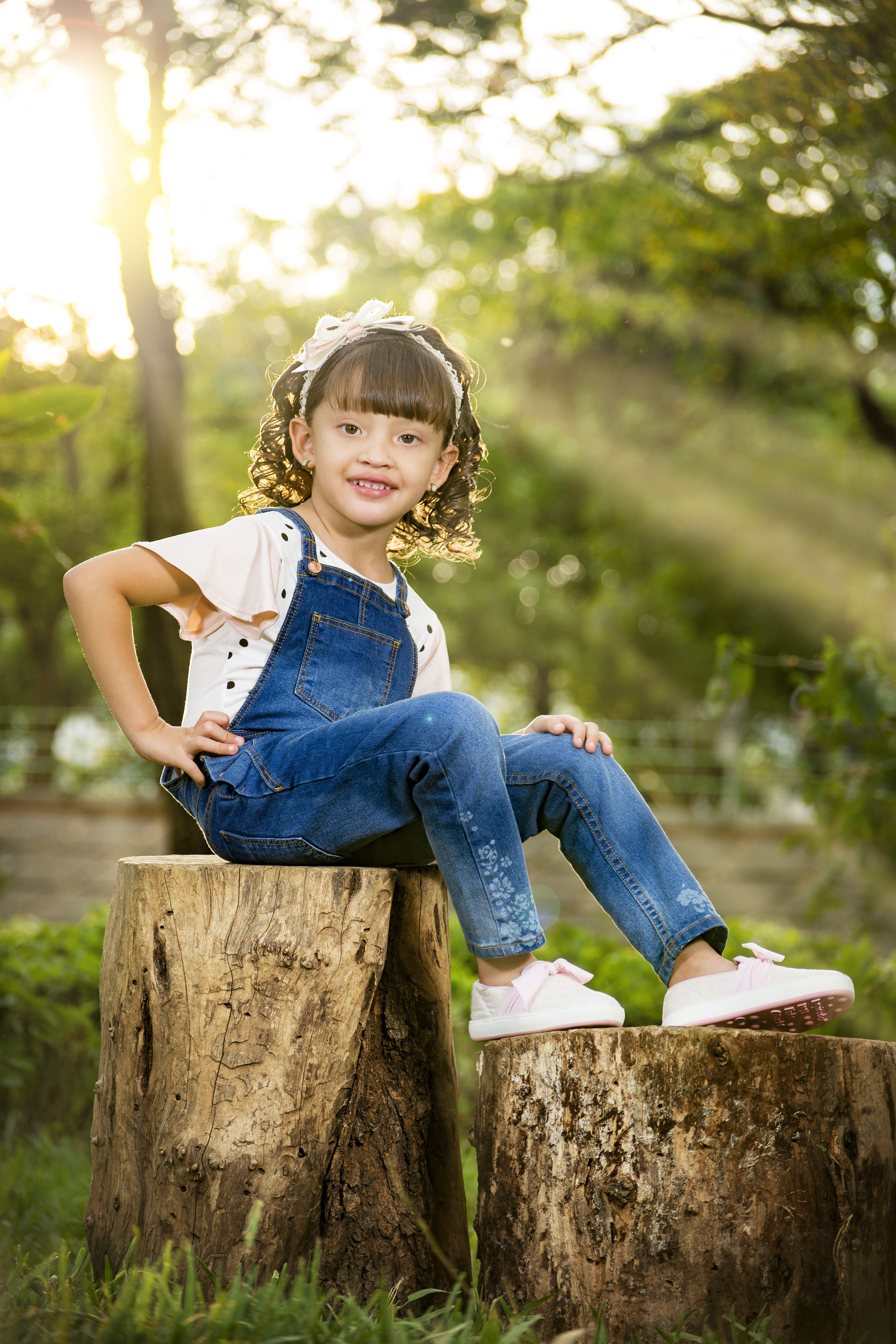 leisure activity, one person, friendship, 4K, smiling, person, real people, model, day, outdoors, focus on foreground, kids, males, happy, childhood, portrait, Phone HD Wallpaper
