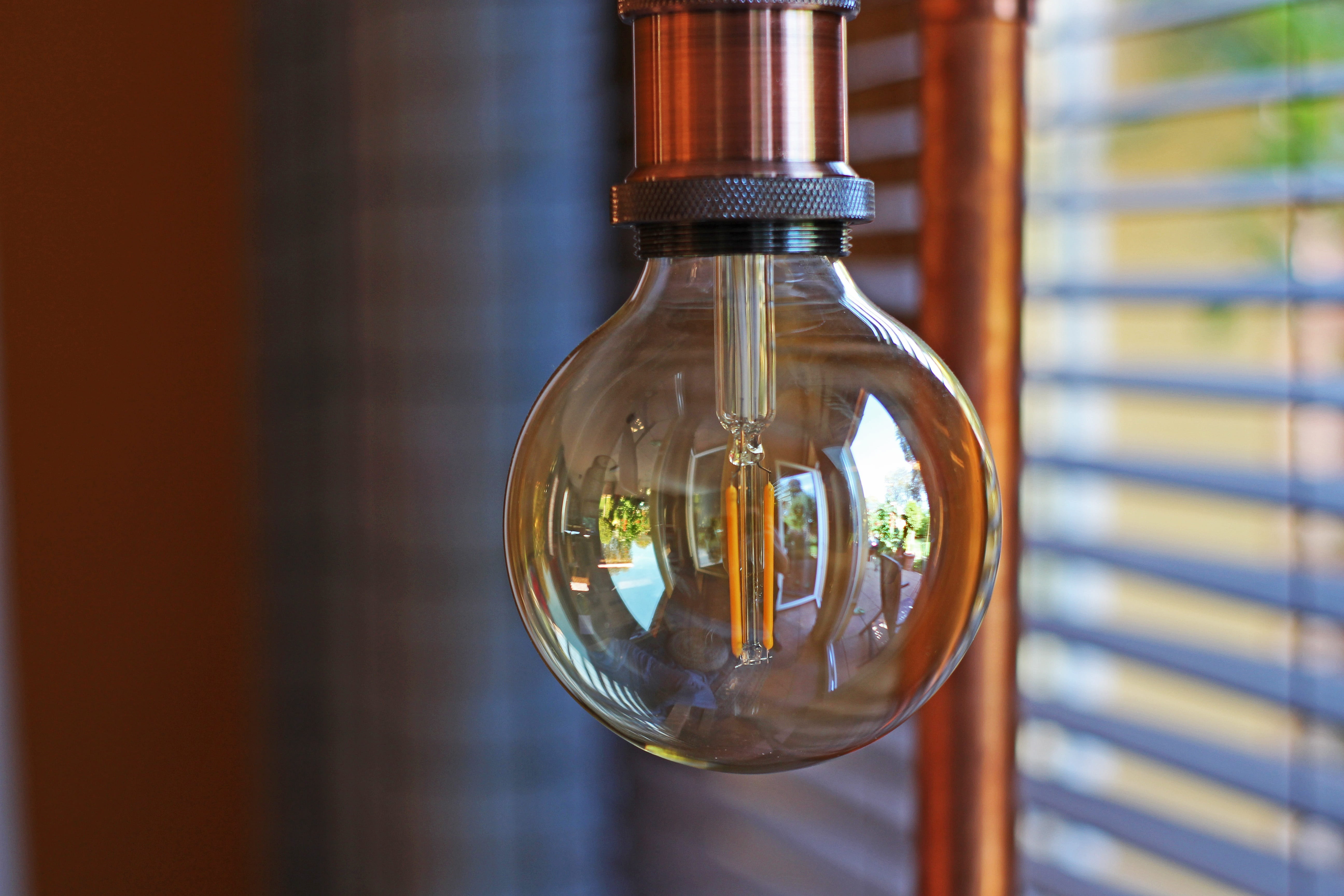 indoors, light bulb, no people, transparent, setup, glow, brown, ideas, wood - material, 5K, bulbs, hell, eigenbau, current, trend, window, filament, still life, HD Wallpaper