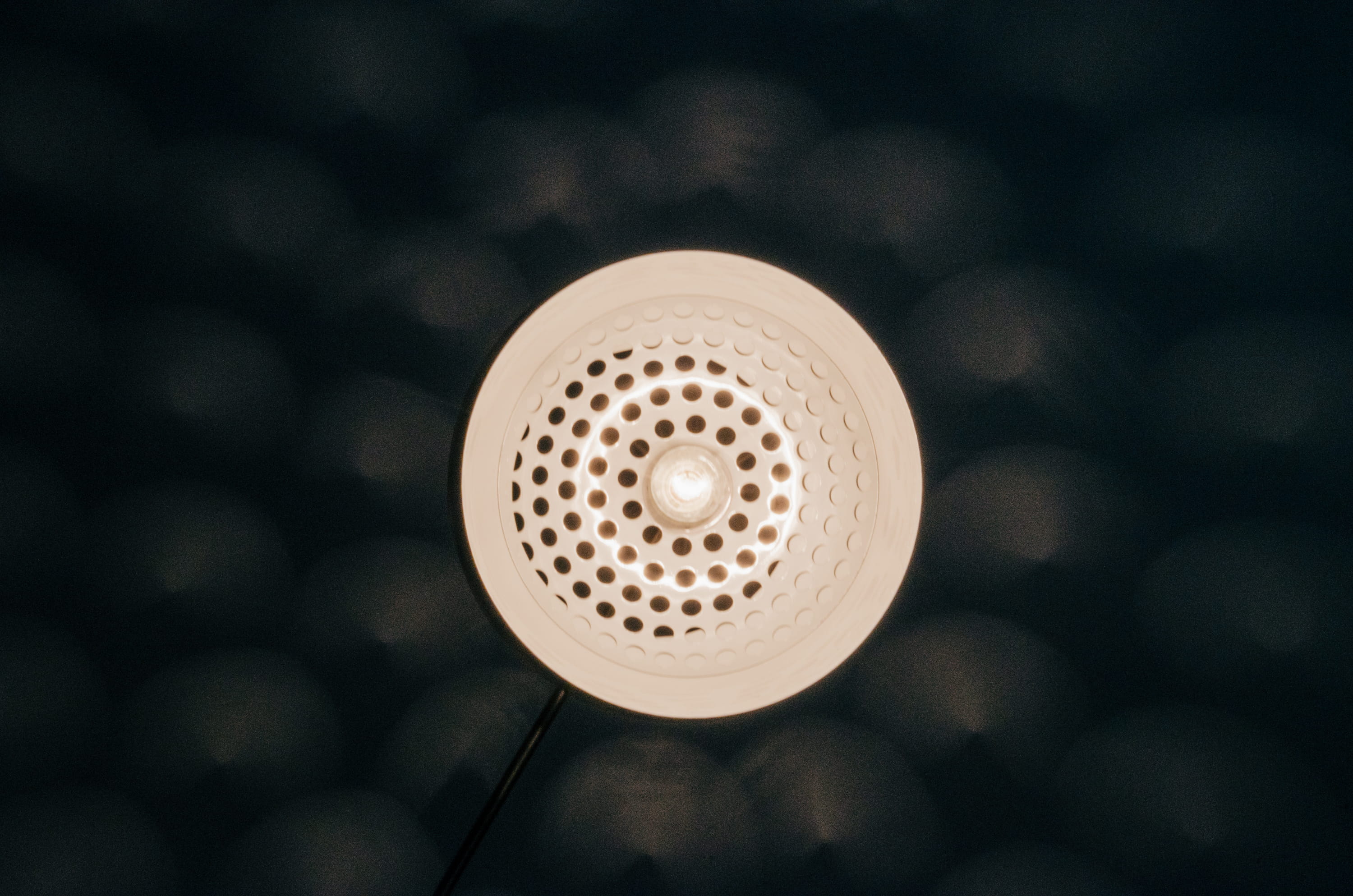 no people, technology, modern, day, communication, bulb, circle, music, vintage, hole, pattern, ceiling, indoors, microphone, focus on foreground, single object, HD Wallpaper