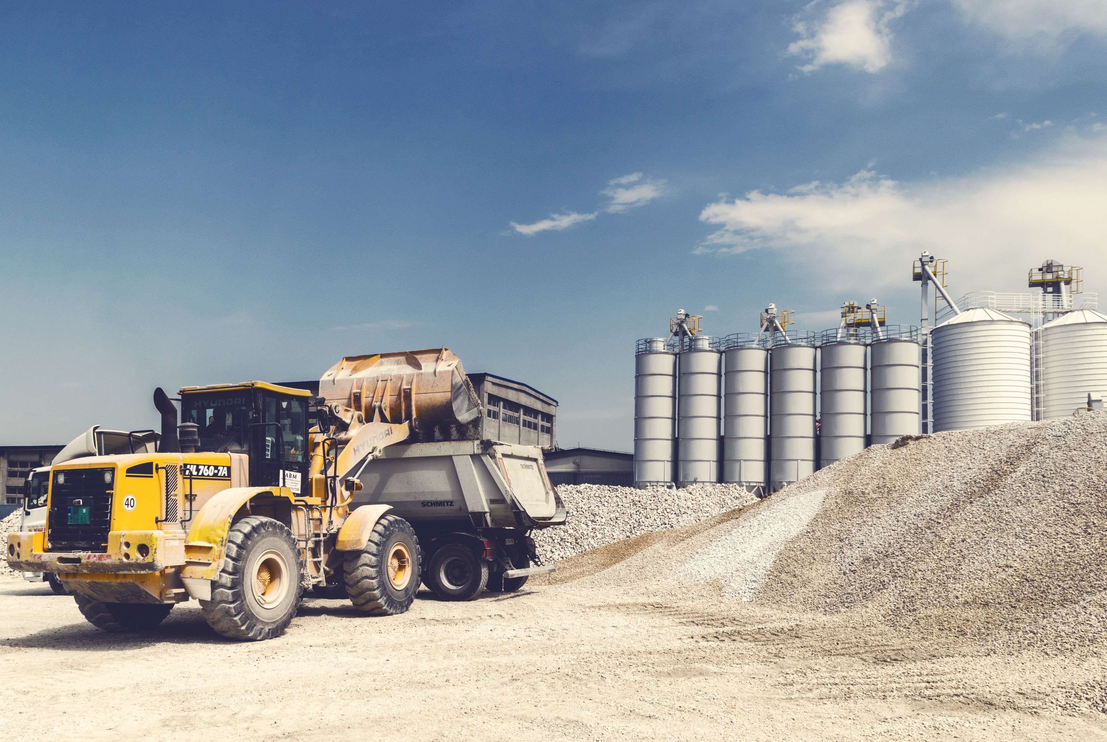 metal, heavy equipment, industrial equipment, clouds, equipment, nature, technology, machine, loader, truck, vehicle, sand, alloy, industrial area, land vehicle, HD Wallpaper