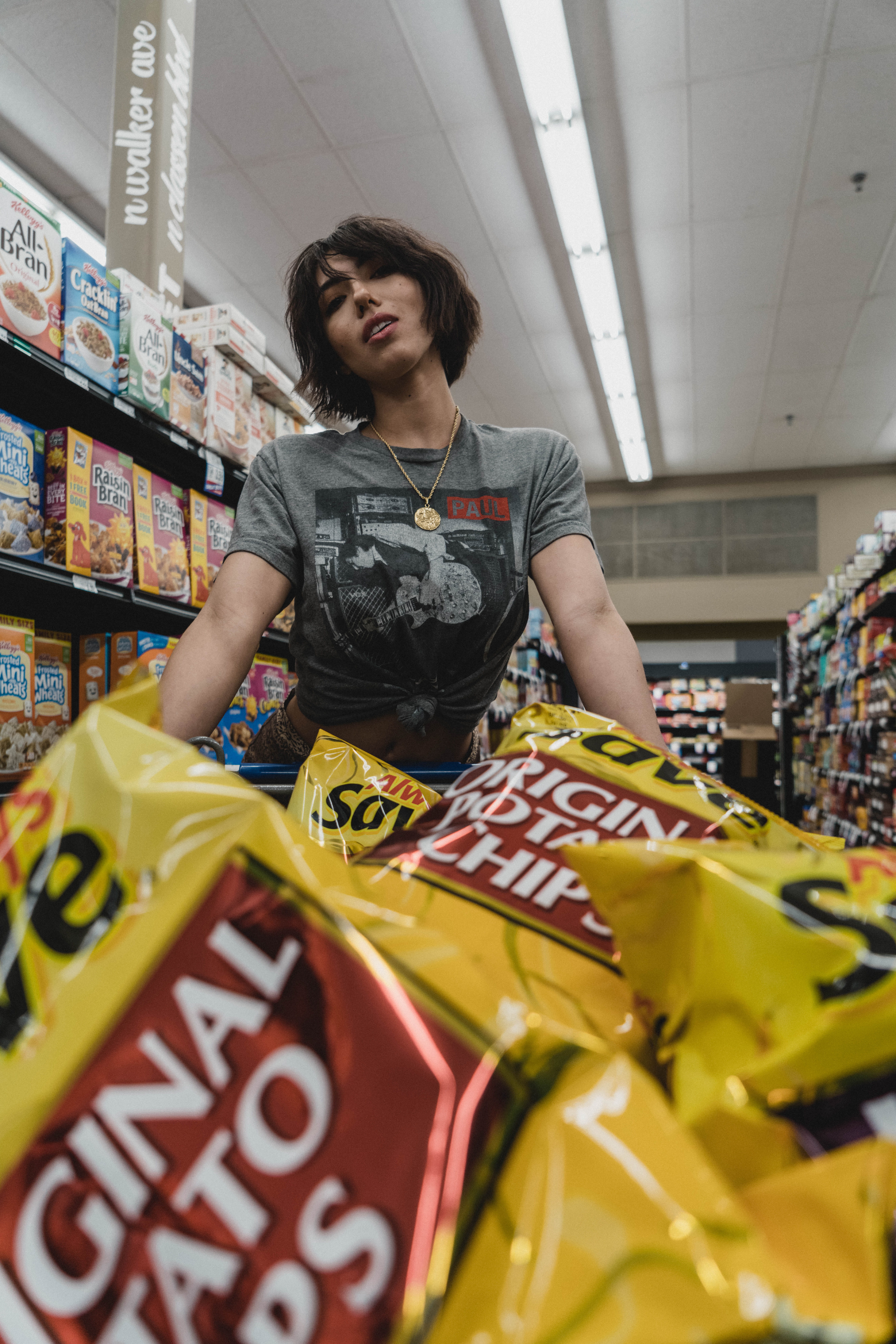 real people, woman, store, chip, consumerism, shelf, three quarter length, one person, leisure activity, supermarket, customer, front view, casual clothing, Phone HD Wallpaper