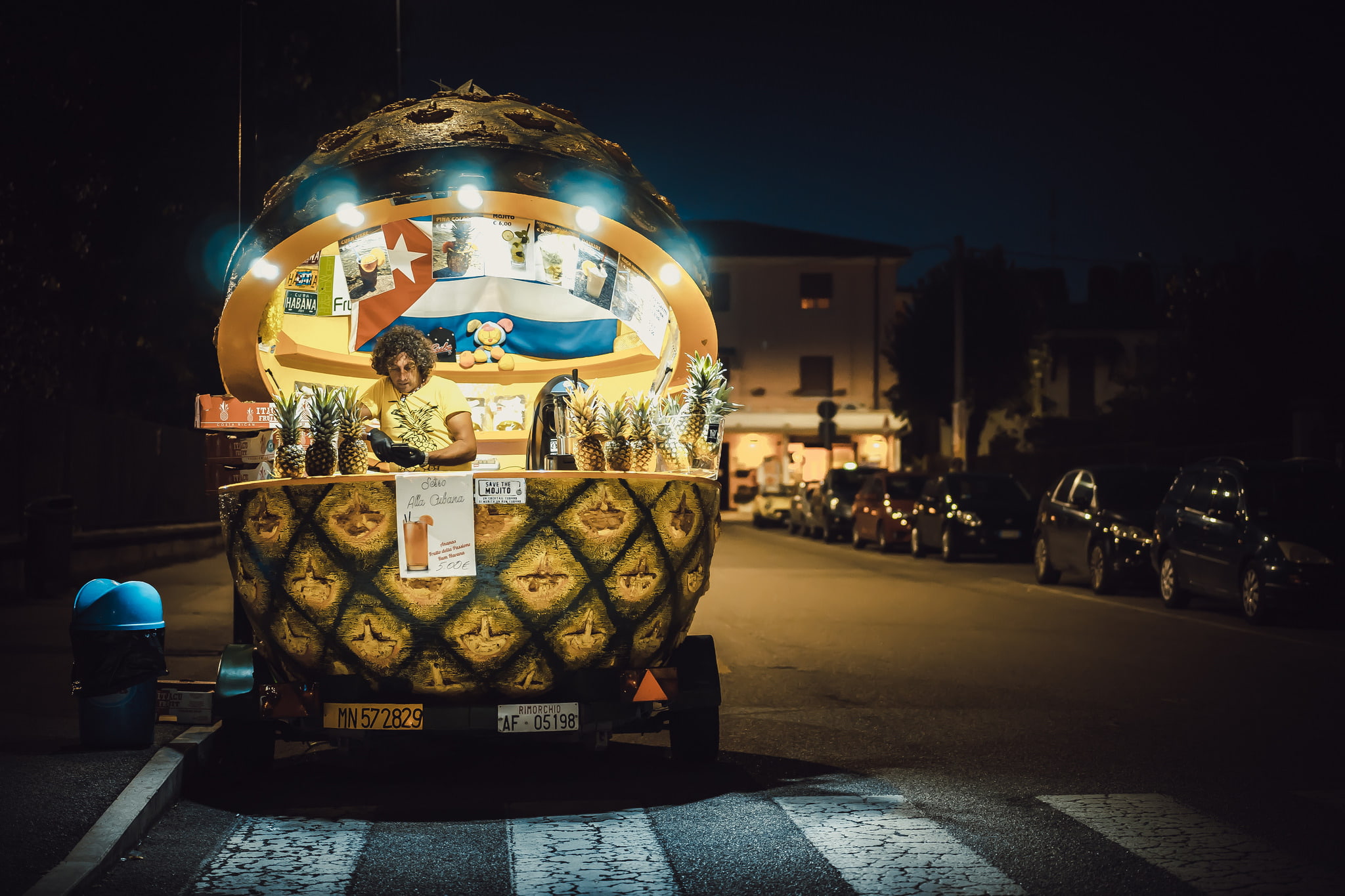 night, crosswalk, people, cocktail, light, 1080P, shadows, Cuba Flag, Sony, mojito, ananas, street, nightshot, HD Wallpaper