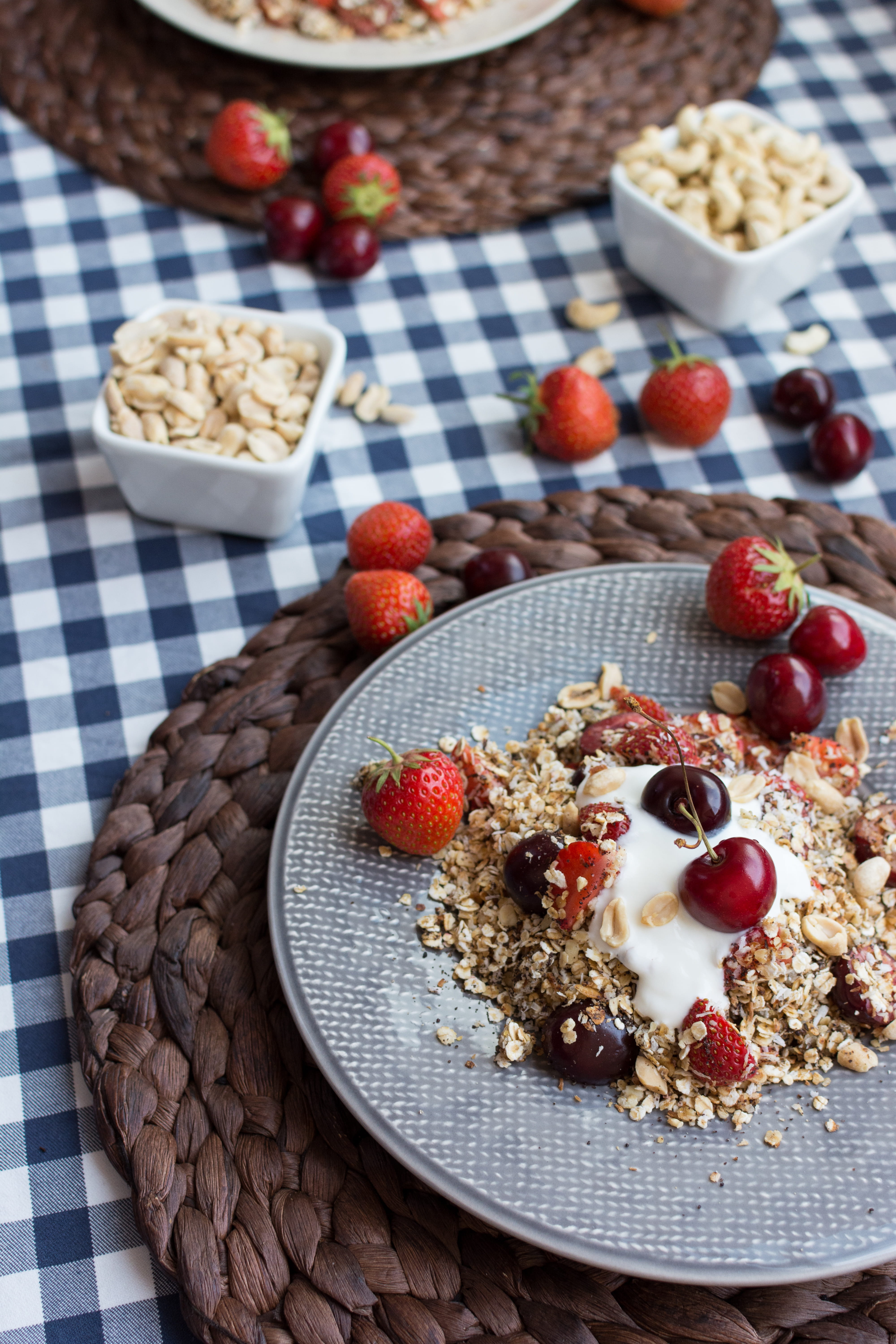 no people, meal, close-up, snack, summer, healthy Eating, fruit, porridge, table, food, yogurt, cherries, refreshment, indoors, freshness, blueberry, dairy product, Phone HD Wallpaper