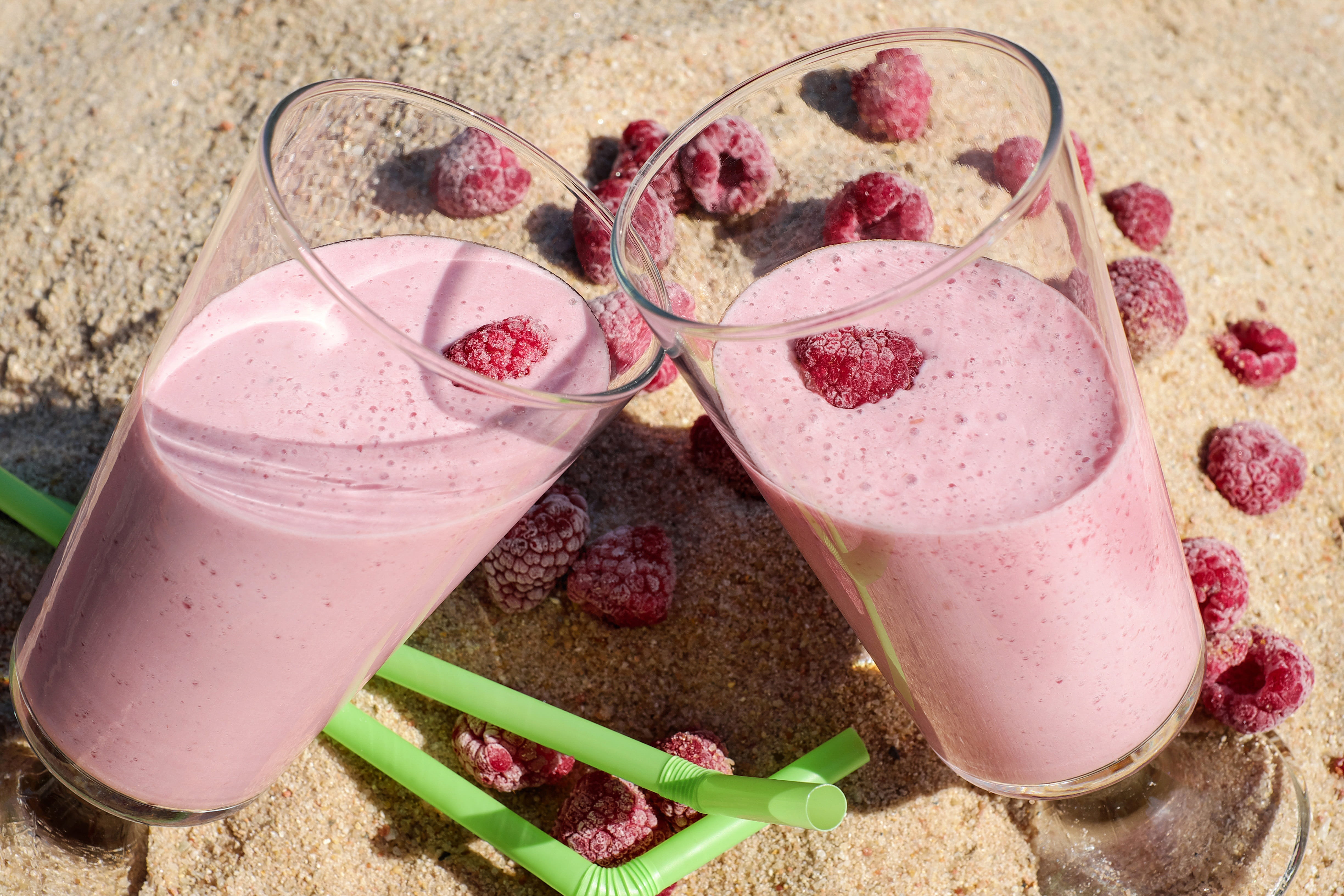 food and drink, healthy eating, straw, red, still life, healthy, household equipment, homemade, temptation, fruits, fruit, shakes, food, no people, berry fruit, HD Wallpaper