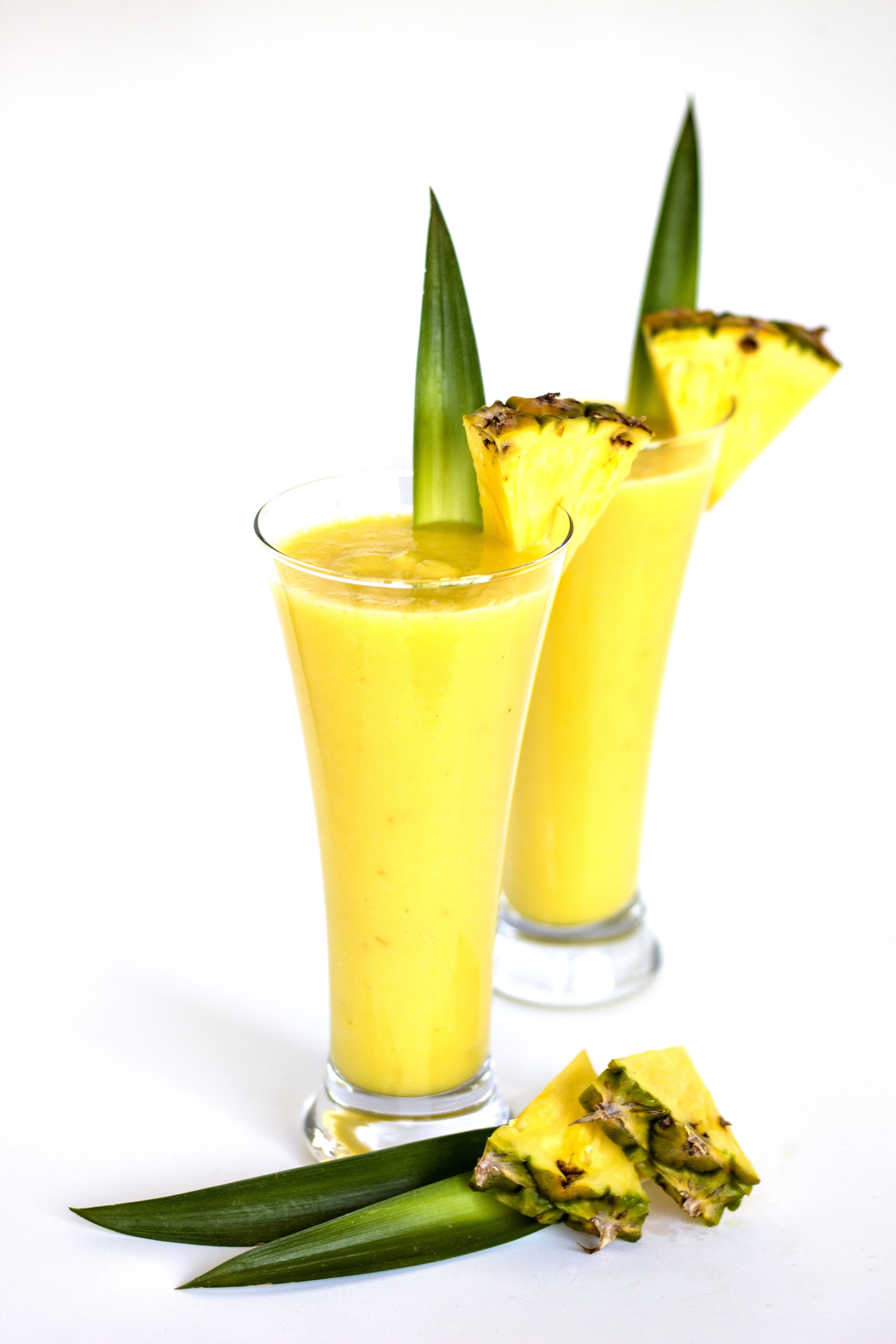 5K, white background, healthy eating, vegetable, still life, breakfast, garnish, household equipment, freshness, indoors, pineapple, alcohol, refreshment, Phone HD Wallpaper
