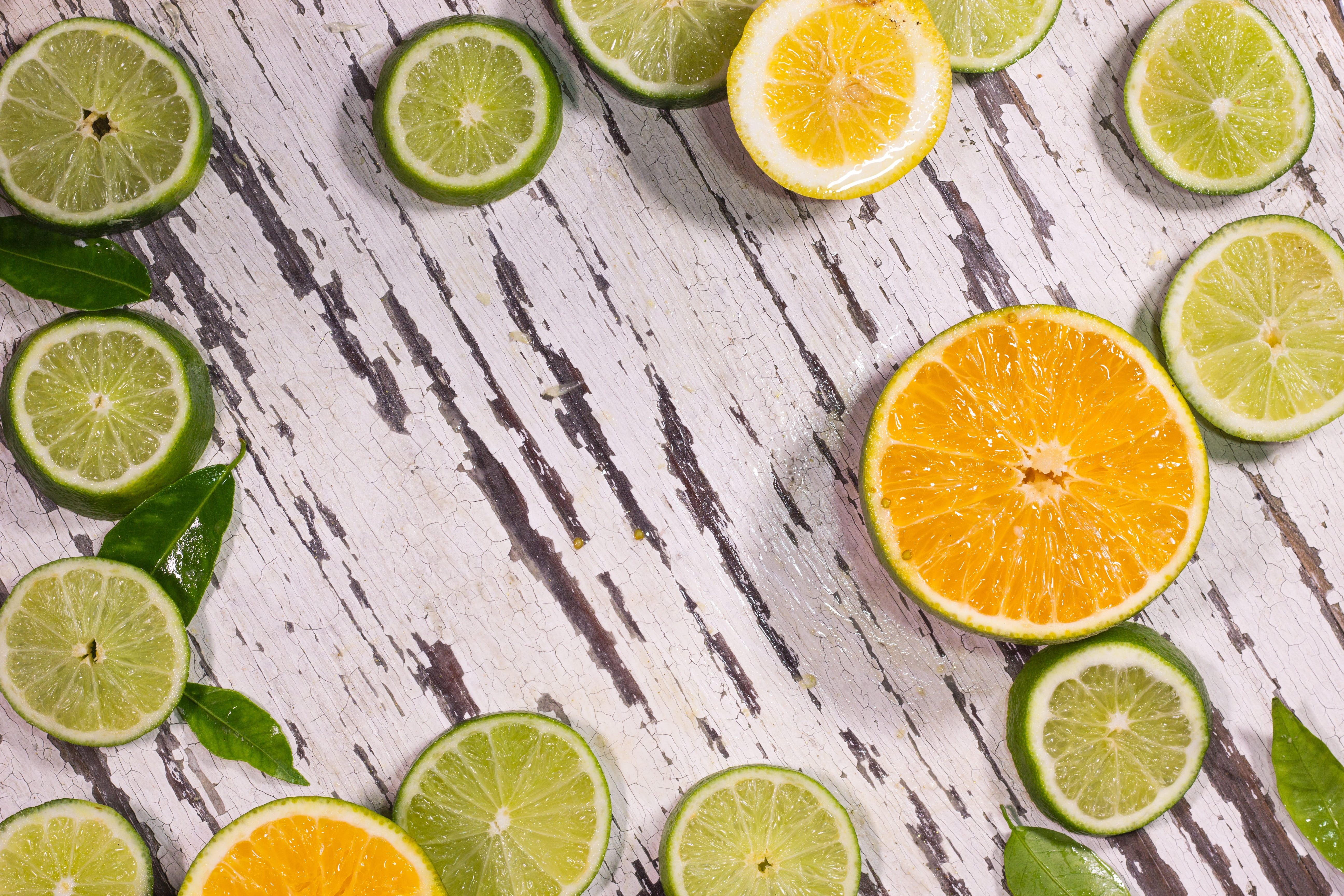 high angle view, healthy eating, 5K, yellow fruit, orange color, food and drink, orange background, drinking glass, no people, orange yellow, slice, wellbeing, HD Wallpaper