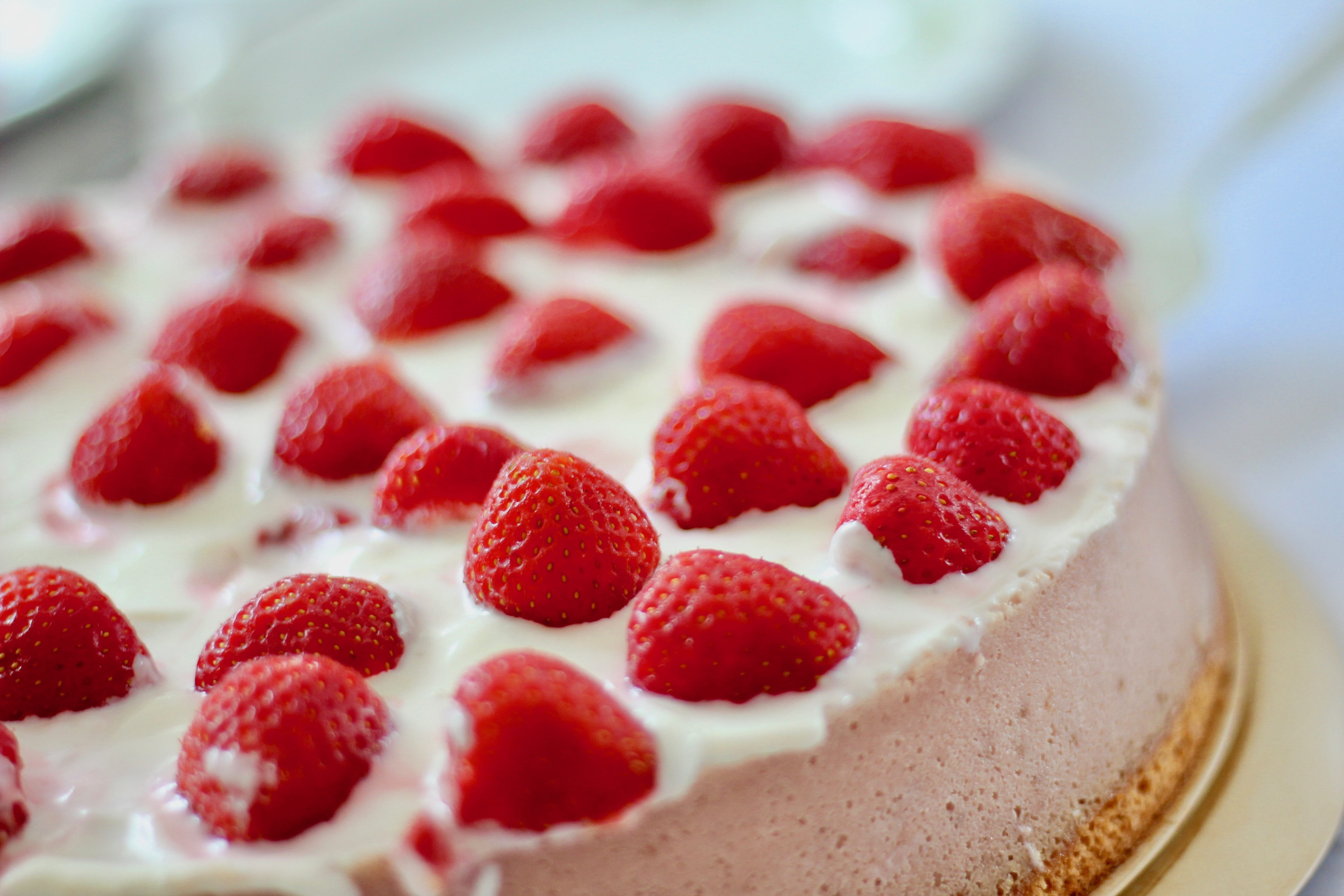 sweet food, close-up, jam, white, benefit from, strawberries, bakery, summer, vitamins, berry fruit, temptation, celebration, indulgence, pink, strawberry, HD Wallpaper
