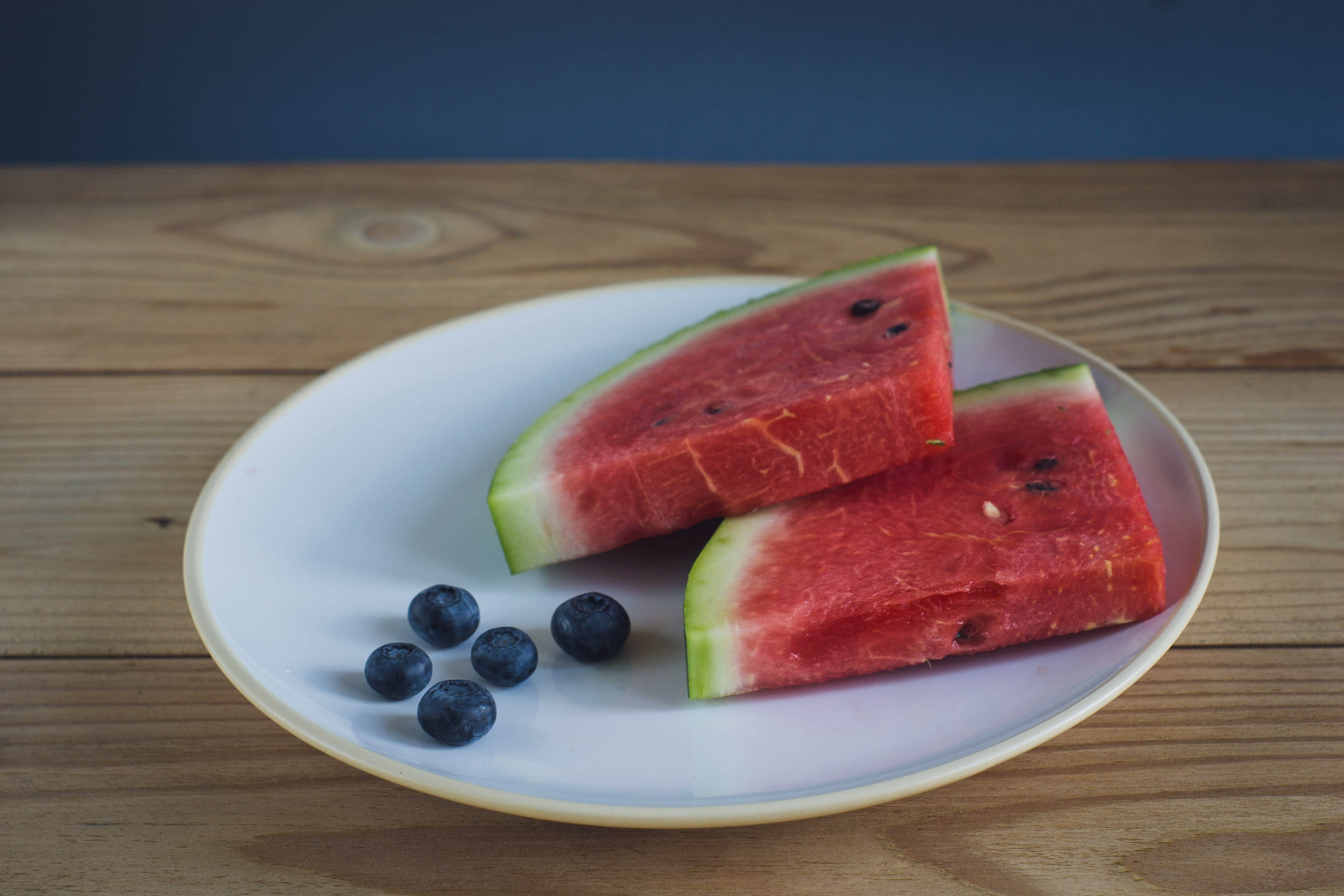blue, Watermelon, blueberry, food, Plate, dessert, piece, Fruit, blueberries, temptation, still life, no people, breakfast, close-up, 4K, indoors, indulgence, HD Wallpaper