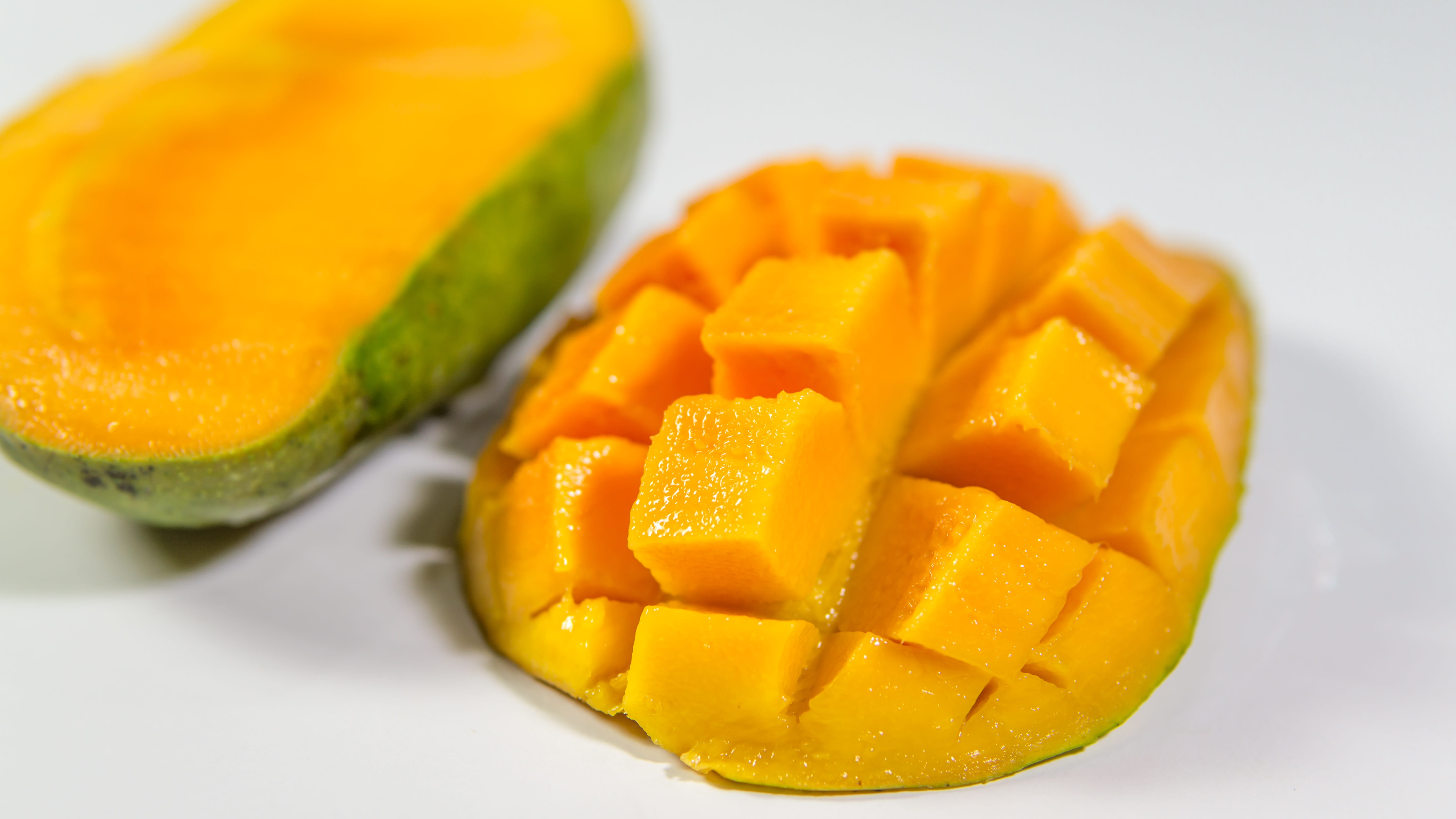 fresh, mango fruit, baked, studio shot, white background, fruit, refreshment, delicious, red, ripe, dessert, dish, 5K, vegetable, healthy eating, close-up, HD Wallpaper