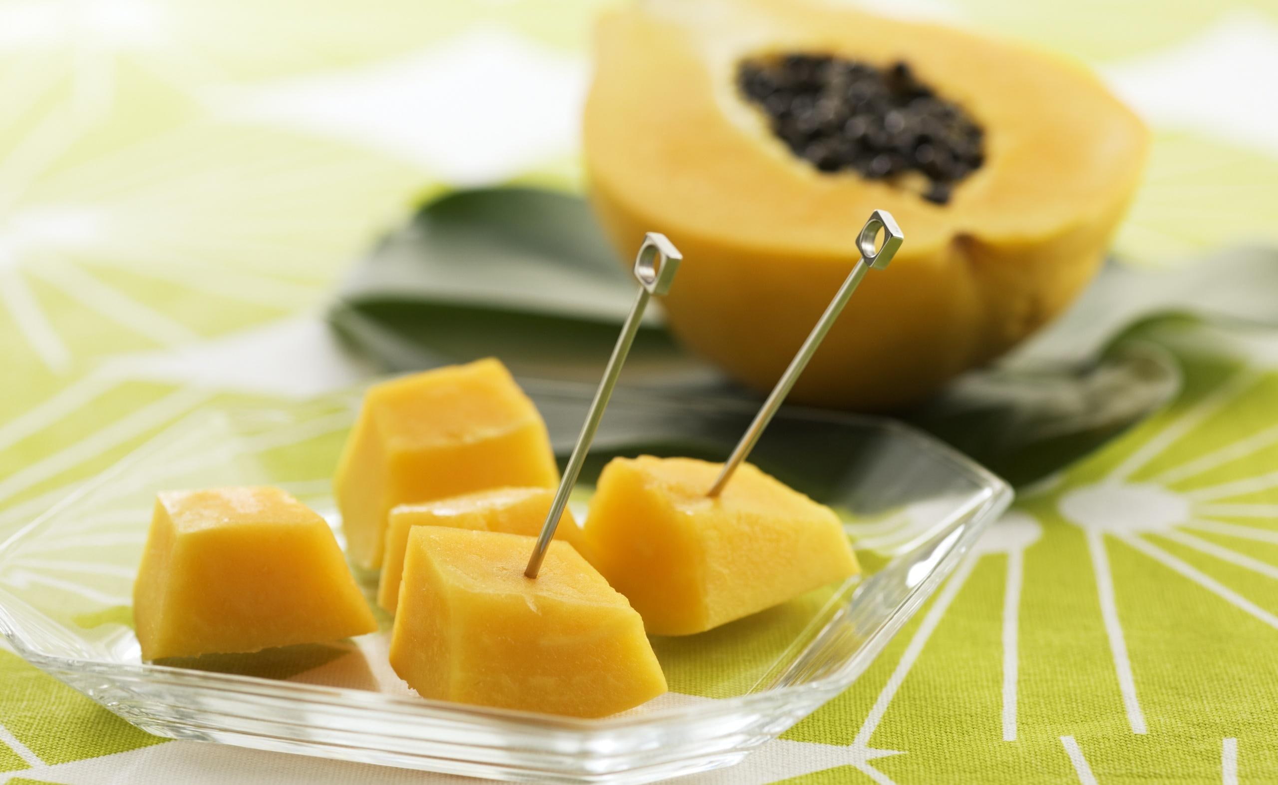 papaya, sticks, yellow, 2K, green, 3d and abstract, fruit, fresh, plate, HD Wallpaper