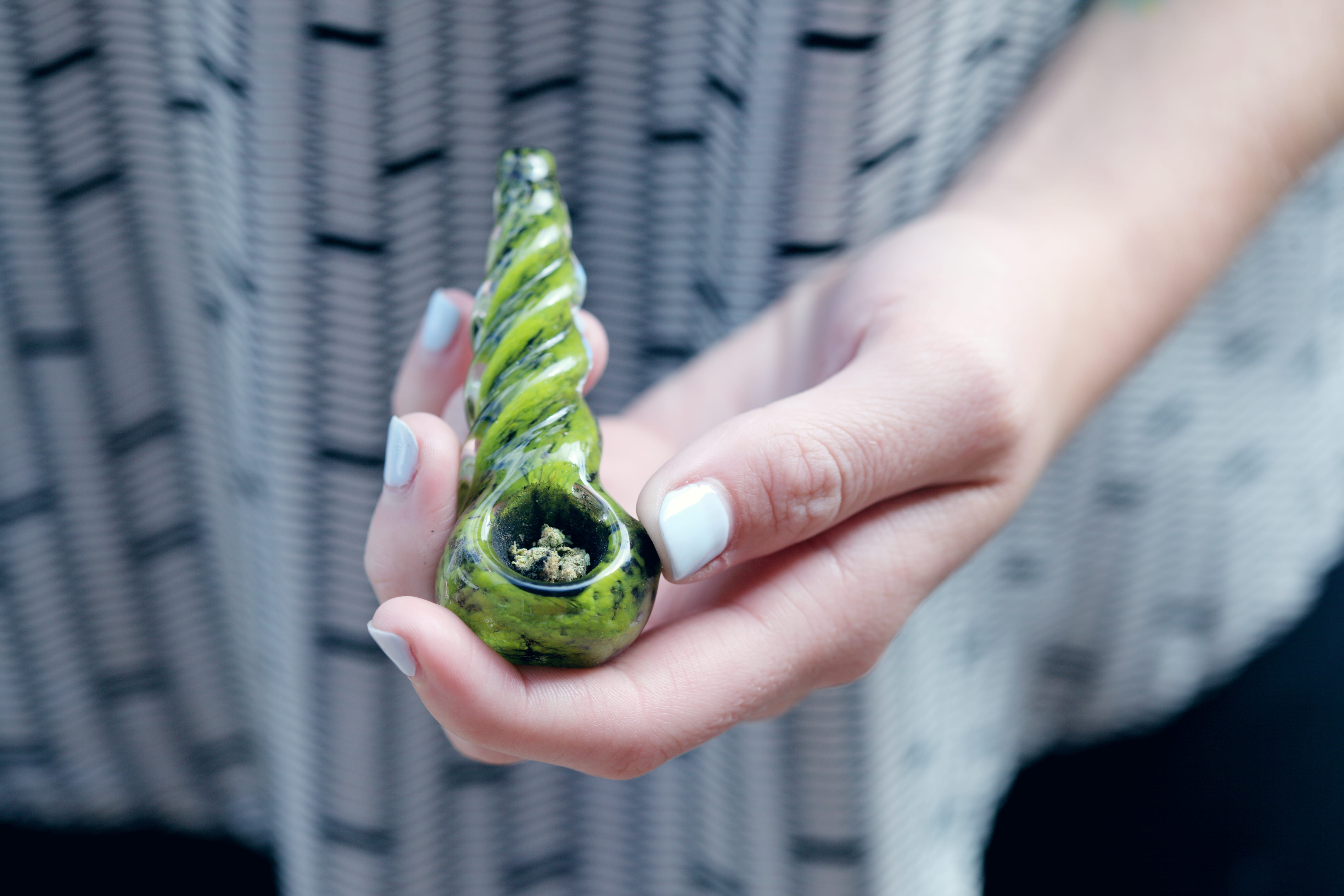 5K, spoon, green color, human body part, photography, finger, nature, one person, architecture, body part, person, healthy eating, day, kush, men, food and drink, HD Wallpaper