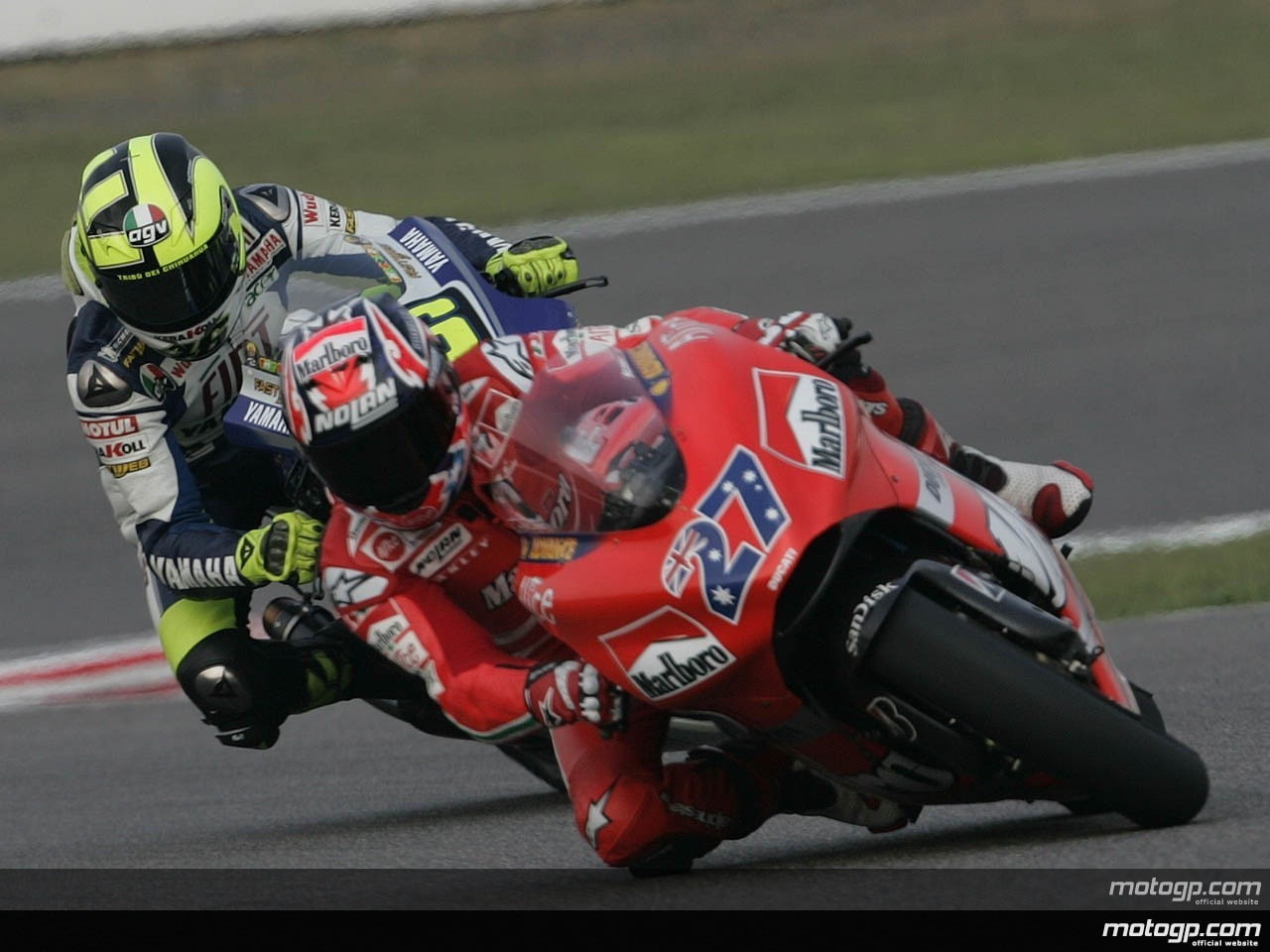 art, Stoner, Ducati, battle, motorcycles, Yamaha, 720P, Rossi, hd, HD Wallpaper