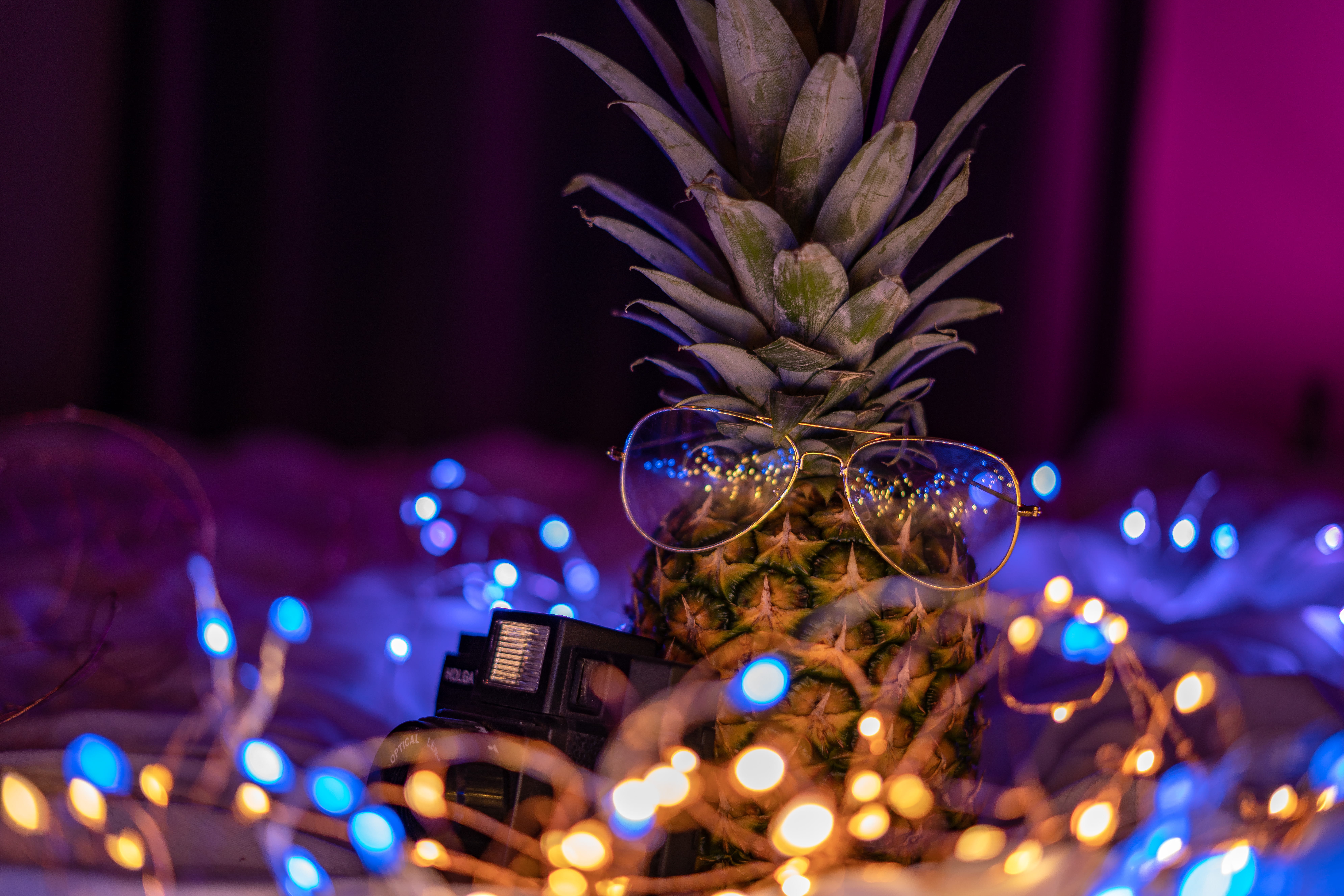 sunglasses, string light, christmas, arts culture and entertainment, christmas lights, focus on foreground, dark, night, happy, nightlife, bokeh, blue, HD Wallpaper