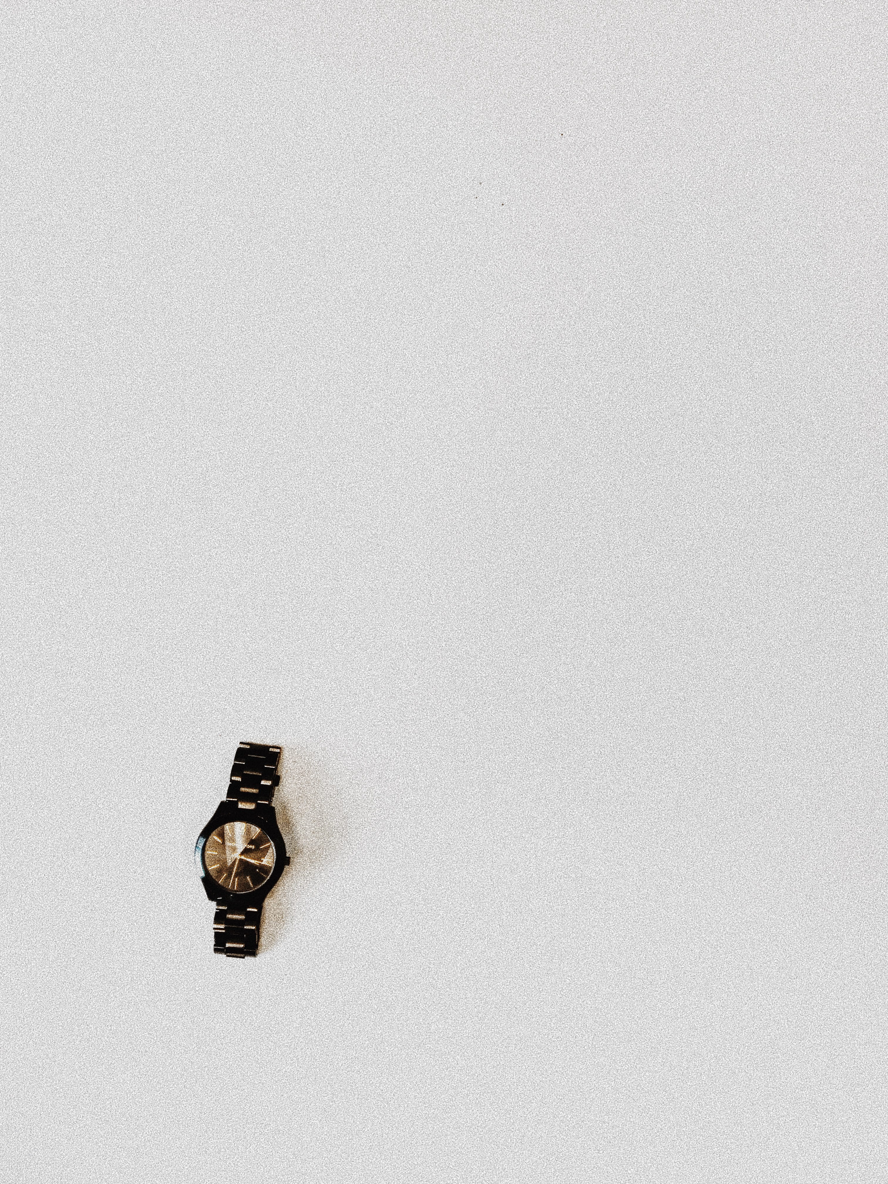 no people, copy space, white image, 4K, day, built structure, seconds, watch background, technology, watch, metal, quote photo, fashion, still life, time, Phone HD Wallpaper