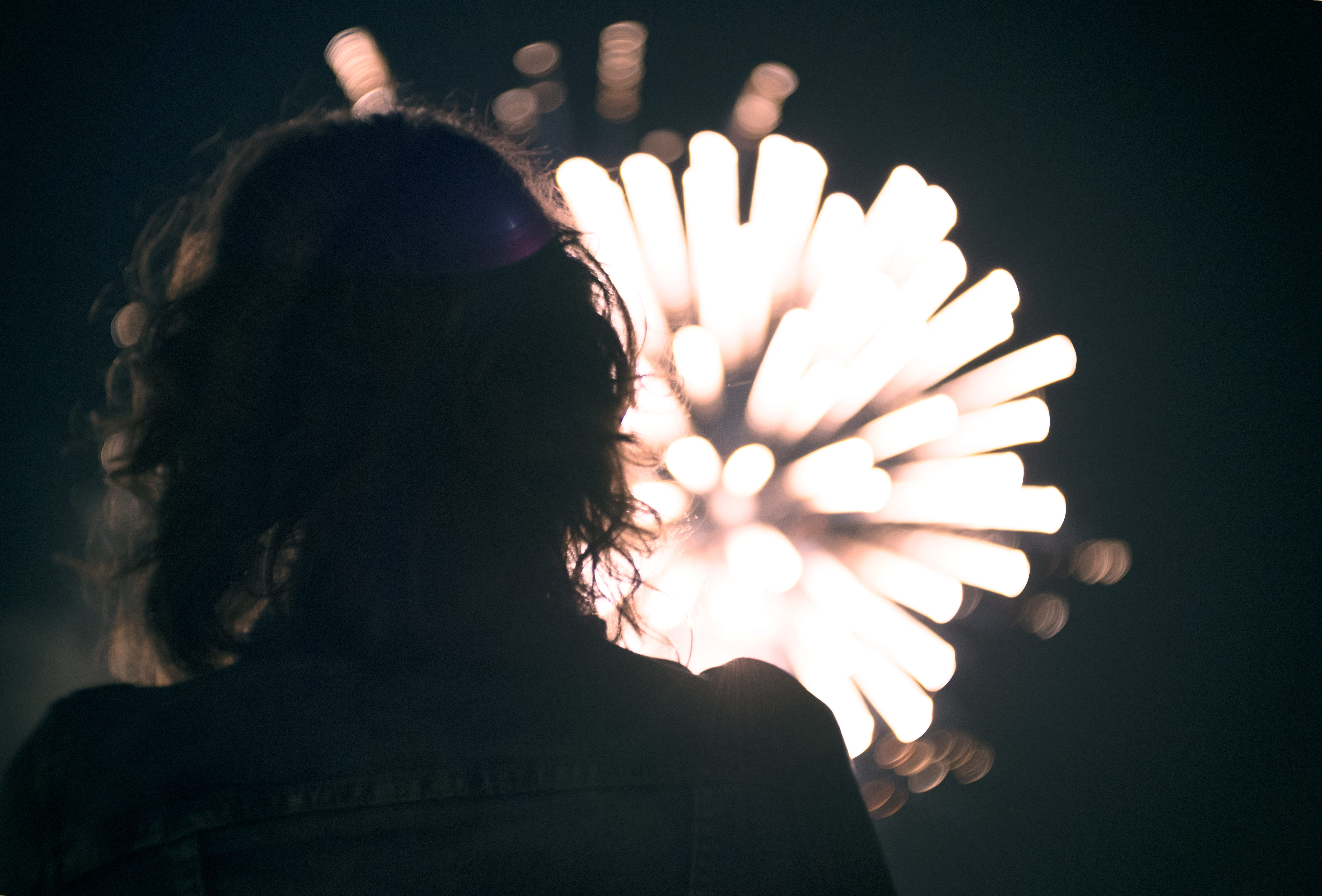 light - natural phenomenon, one person, illuminated, lifestyles, light, fujifilm, glowing, fireworks, hairstyle, silhouette, adult, 5K, dark, rear view, HD Wallpaper