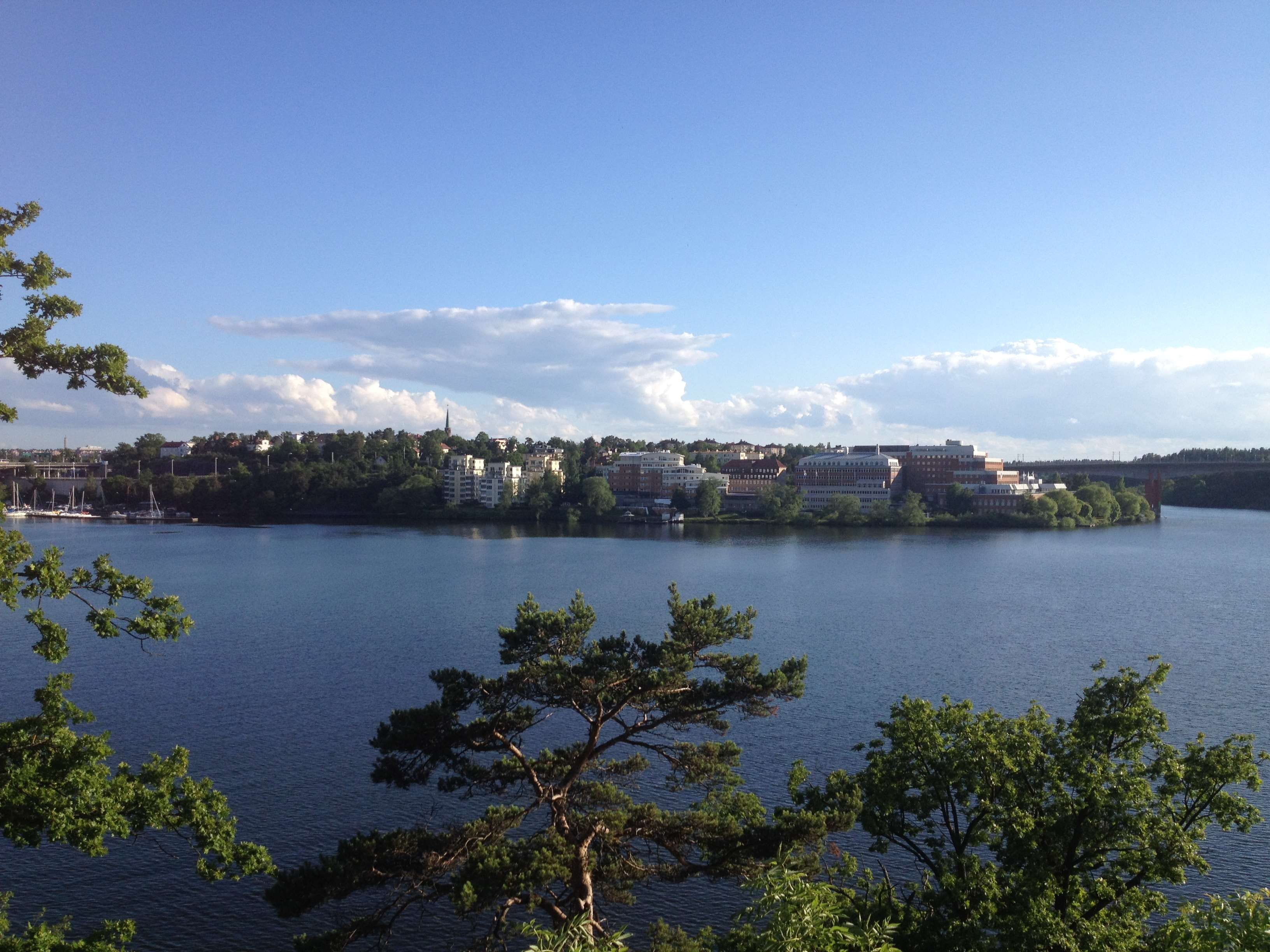 no people, water, beauty in nature, nature, day, transportation, lilla essingen, tree, outdoors, 2K, building exterior, house, blue sky, lake, architecture, HD Wallpaper