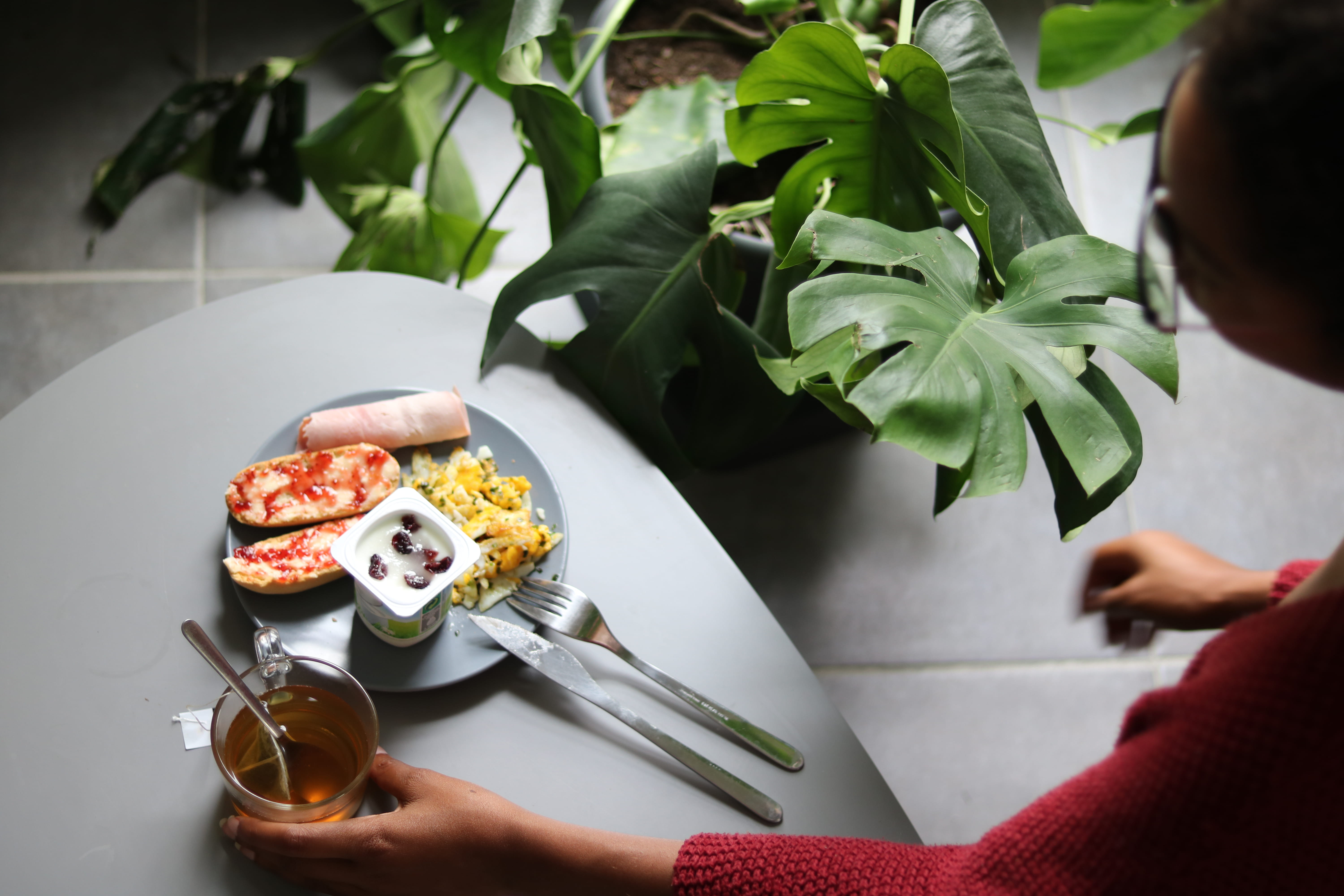 fork, outdoors, leaf, ready-to-eat, lifestyles, potted plant, meal, produce, blossom, yogurt, real people, vase, indoors, leisure activity, cutlery, drink, HD Wallpaper