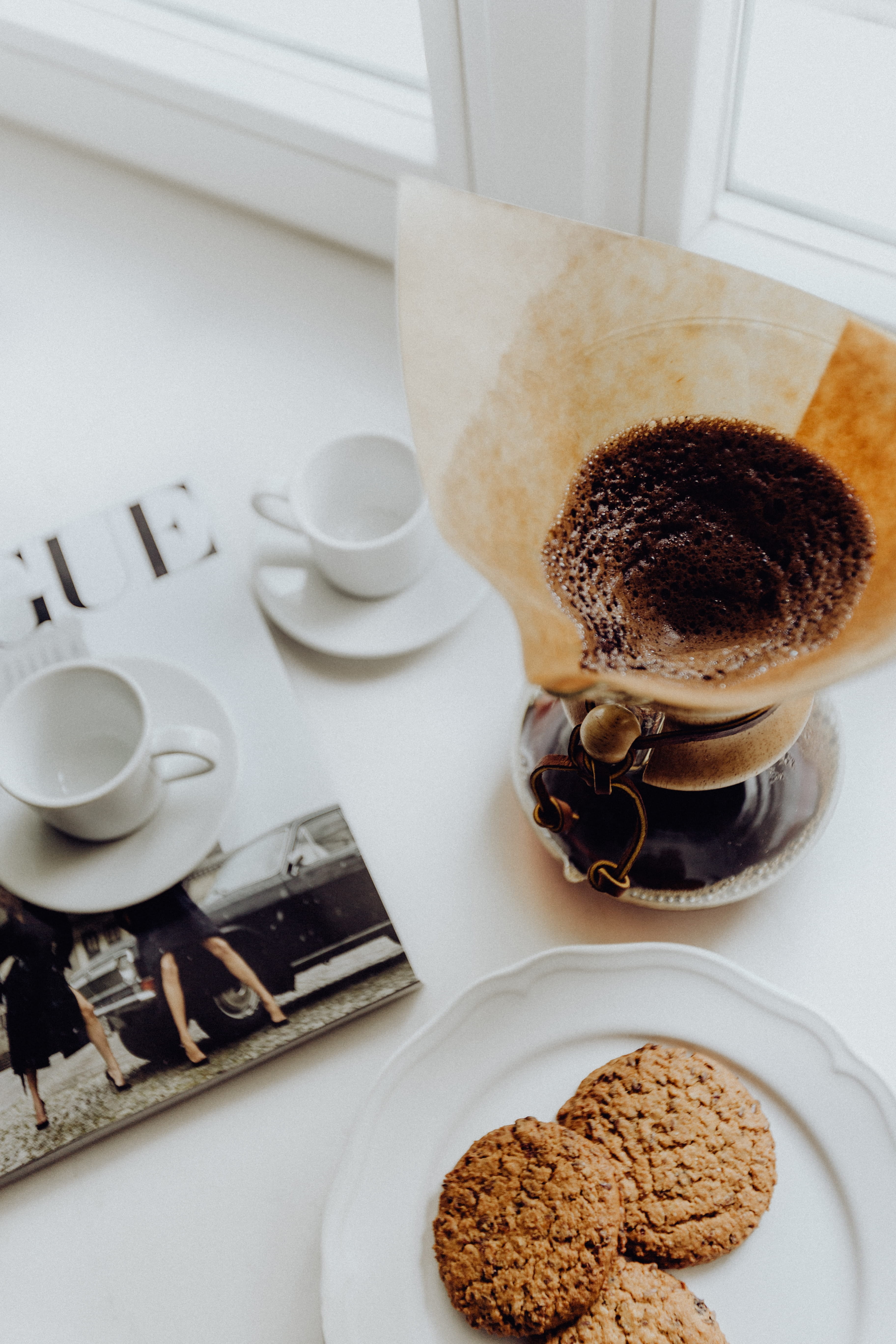 baked, kitchen utensil, cookies, brewing, breakfast, food and drink, high angle view, cups, cup, coffeemaker, coffee cup, refreshment, meal, sweet food, Phone HD Wallpaper