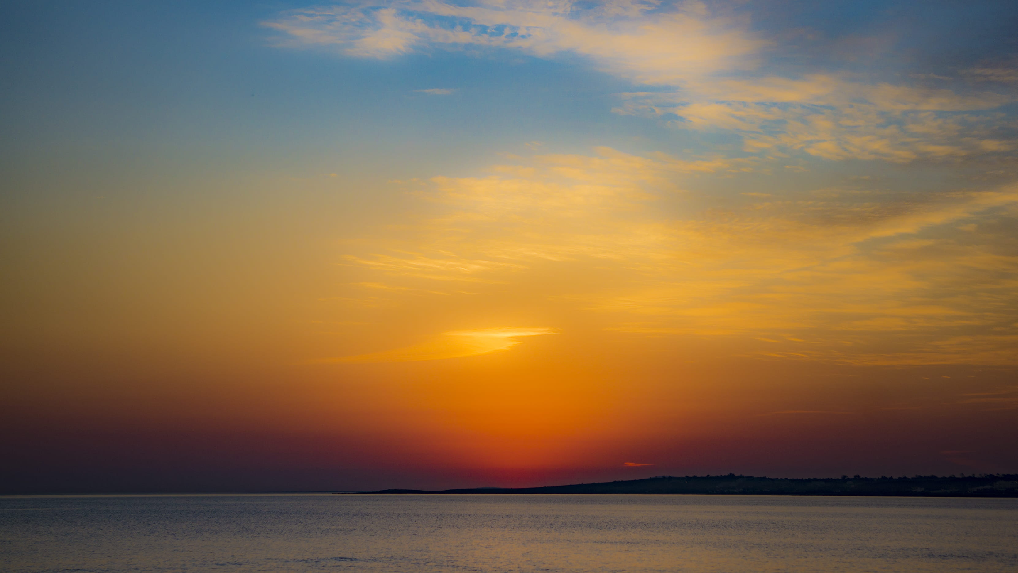 water, sea, waterfront, scenics - nature, romantic sky, outdoors, nature, sun, cloud - sky, sunset, sky, no people, horizon over water, dramatic sky, tranquility, HD Wallpaper