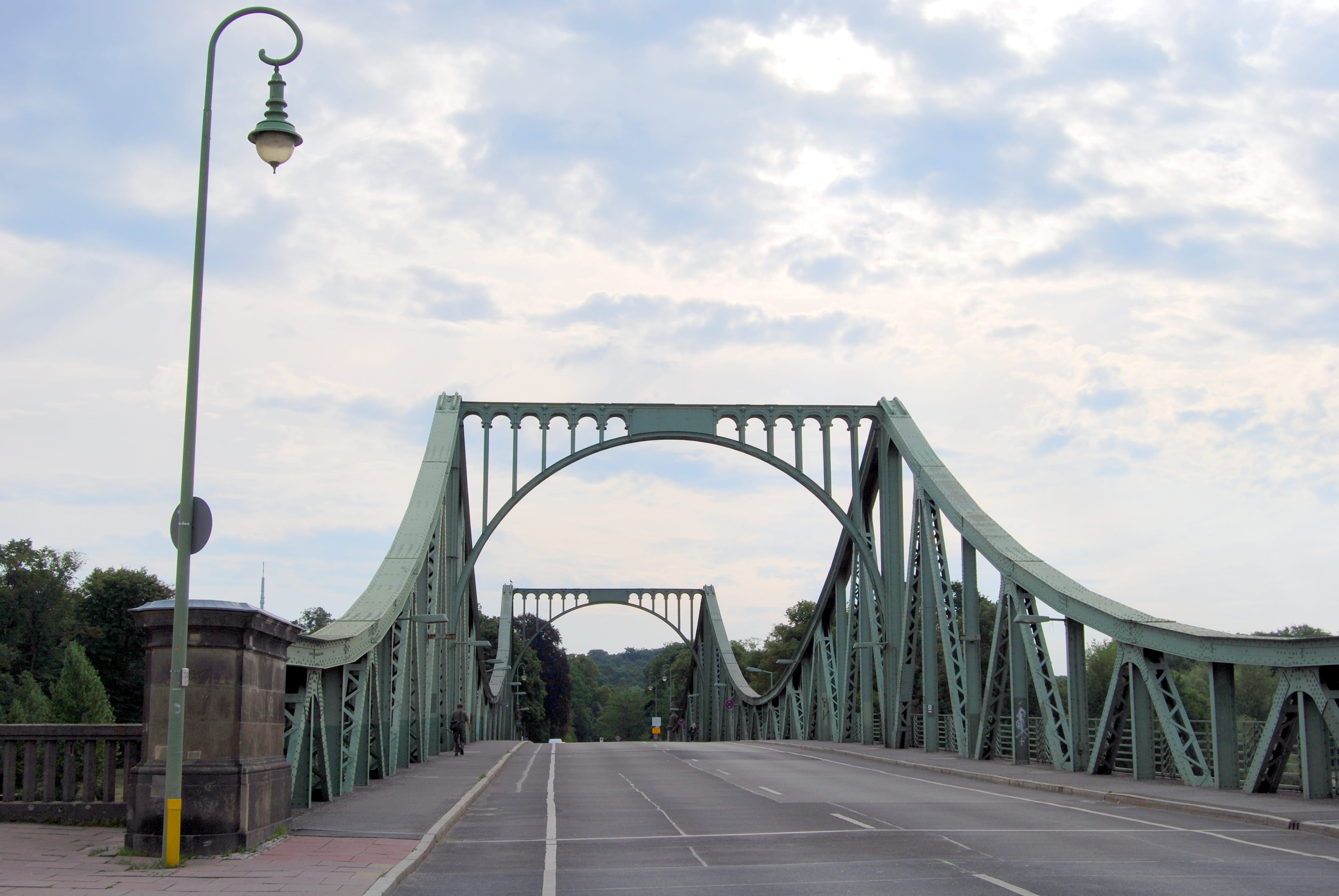 Germany, connection, empty, outdoors, sky, curve, bridge - man made structure, 4K, Glienicke, transportation, Road, Bridge, day, lamppost, direction, street light, HD Wallpaper