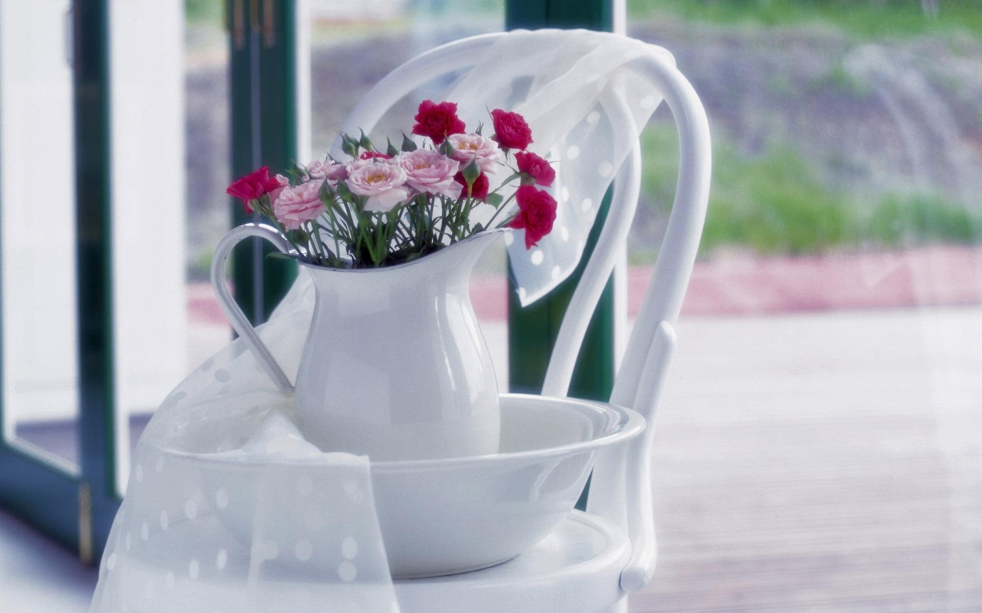 nature and landscapes, white, roses in vase, nice, vase, roses, 1080P, HD Wallpaper