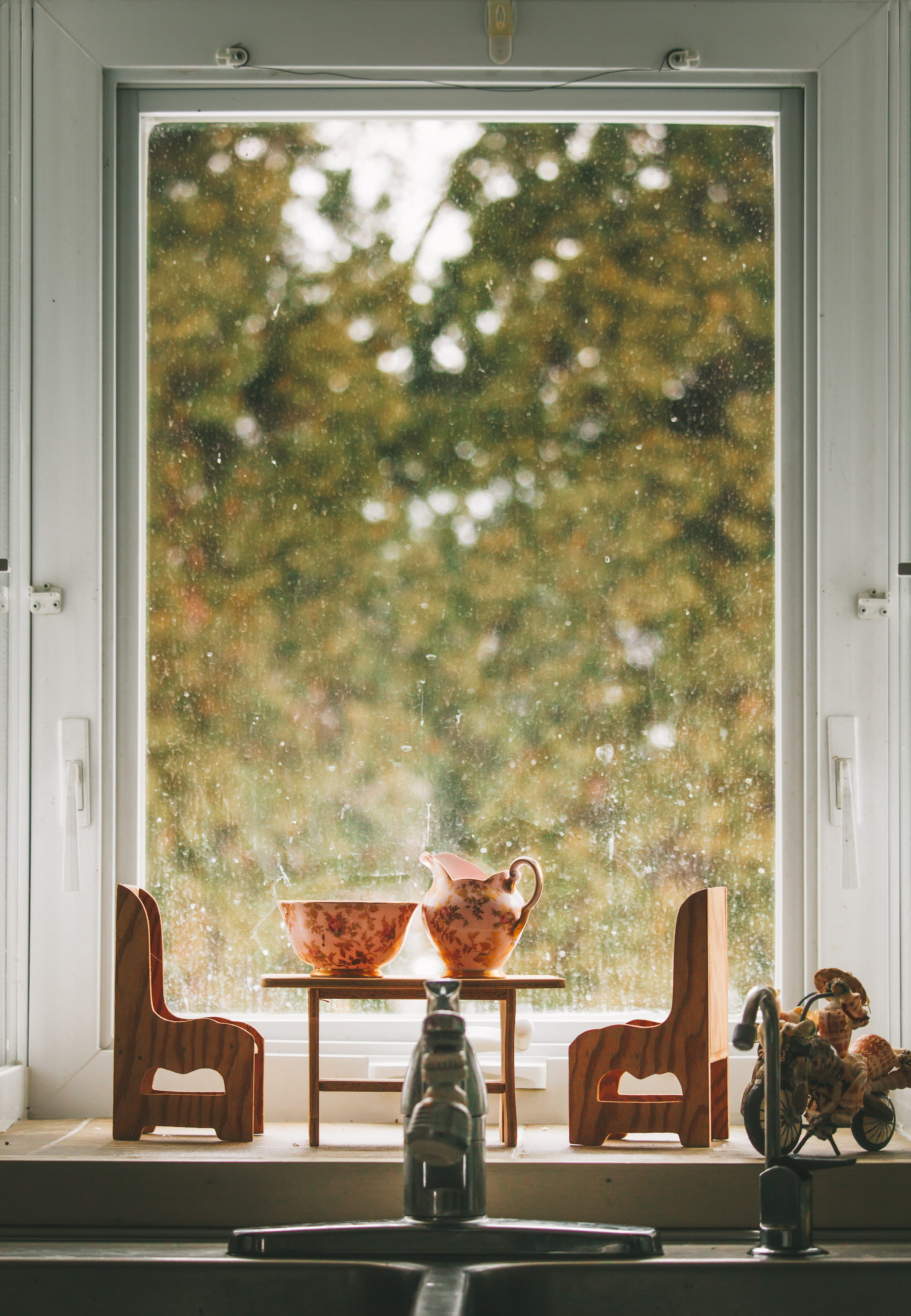 food, spring, luxury, domestic room, teapot, day, ceramic, glass - material, tree, windowsill, home, kitchen, absence, window, transparent, 4K, teacup, Phone HD Wallpaper