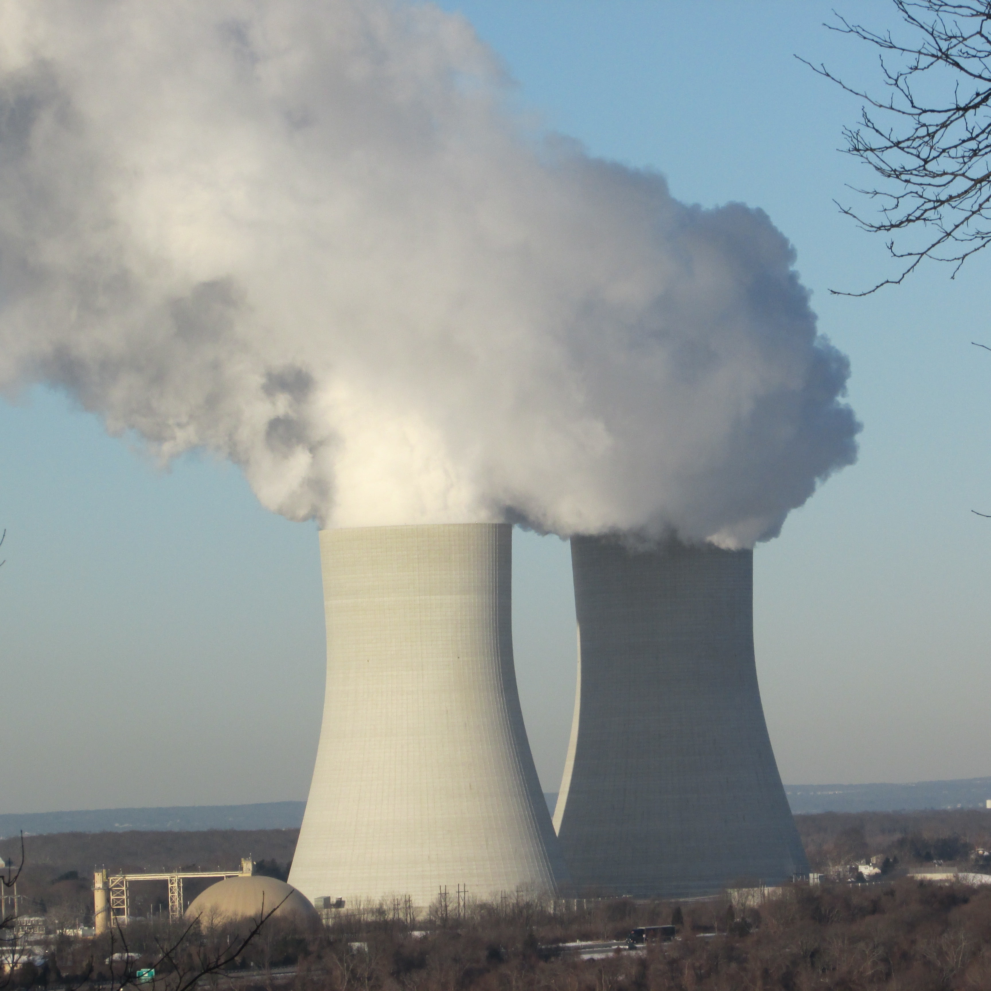 cooling towers, fuel and power generation, dirty dozen, fumes, architecture, air pollution, smoke - physical structure, environment, no people, power station, Phone HD Wallpaper