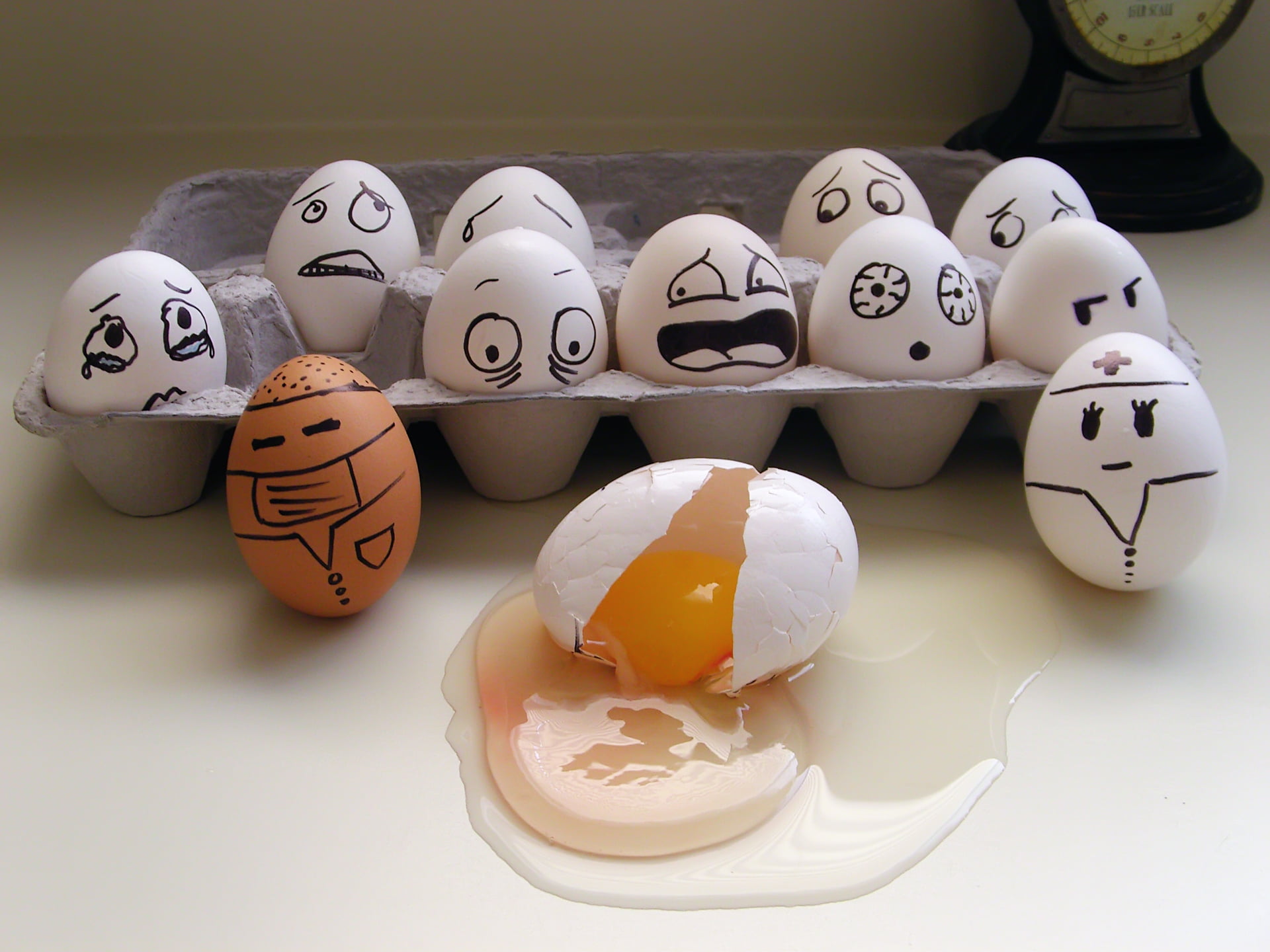 emotions, brown, dozen, symbol, food, human representation, happiness, 1080P, raw food, the yolk, celebration, decoration, food and drink, fun, high angle view, HD Wallpaper