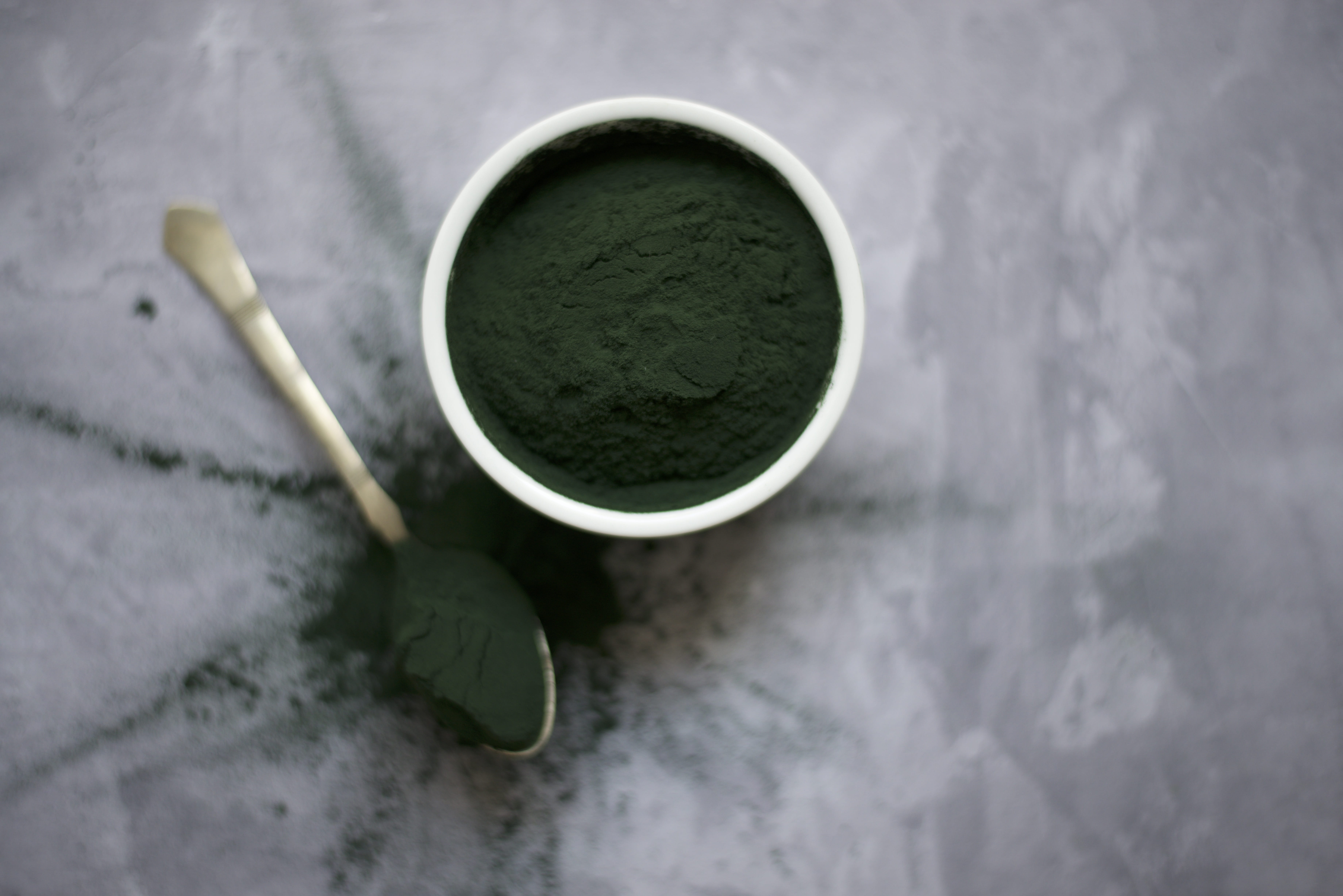 directly above, lay, freshness, indoors, green, still life, high angle view, close-up, selective focus, powder, 5K, green tea, photography, matcha tea, HD Wallpaper