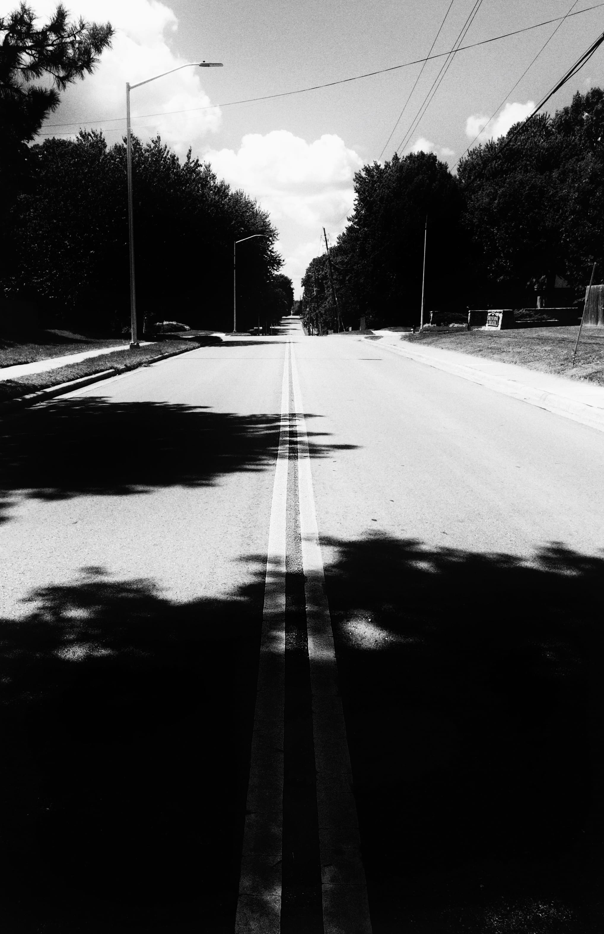 snapseed, nature, road marking, 2K, day, marking, interesting, electricity, outdoors, bandw, camera, transportation, the way forward, shadow, black and white, Phone HD Wallpaper