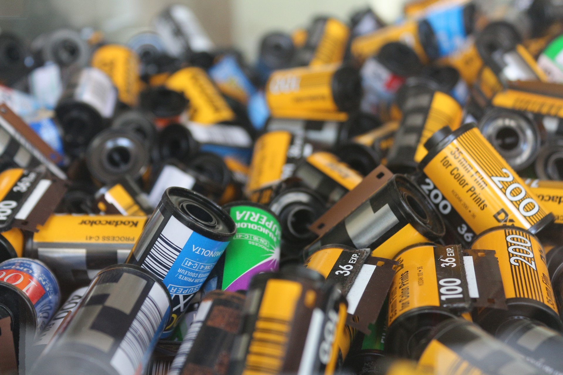 backgrounds, equipment, yellow, in a row, photo, abundance, roll, film, retail, entertainment, 1080P, ink, cartridges, full frame, large group of objects, HD Wallpaper