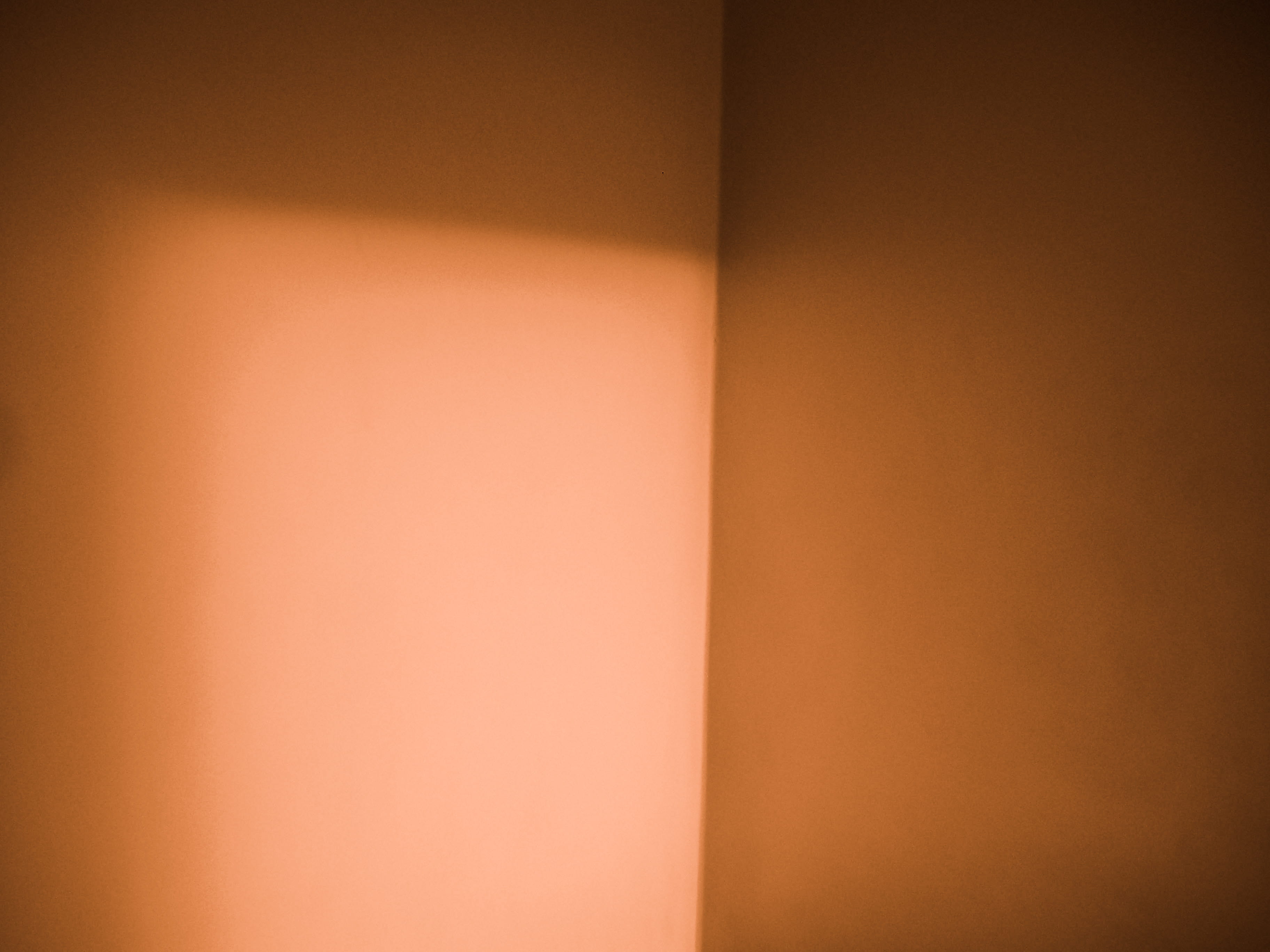 lamp, lighting, blank, orange, light fixture, mi̇ni̇mali̇sm, 2K, architecture, abstract, orange color, microwave, abstract backgrounds, studio shot, absence, HD Wallpaper