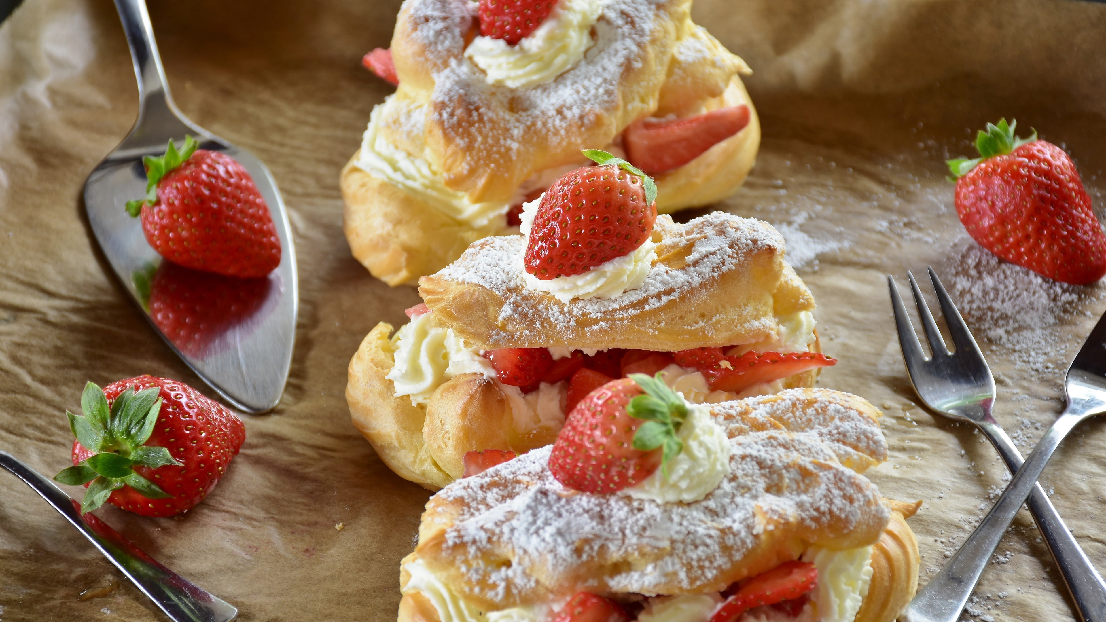 baked goods, sweetness, toppings, cake, pastry, cream, eclair, confectionery, sweety, strawberry, Éclair, dessert, zeppole, mascarpone, 4K, HD Wallpaper