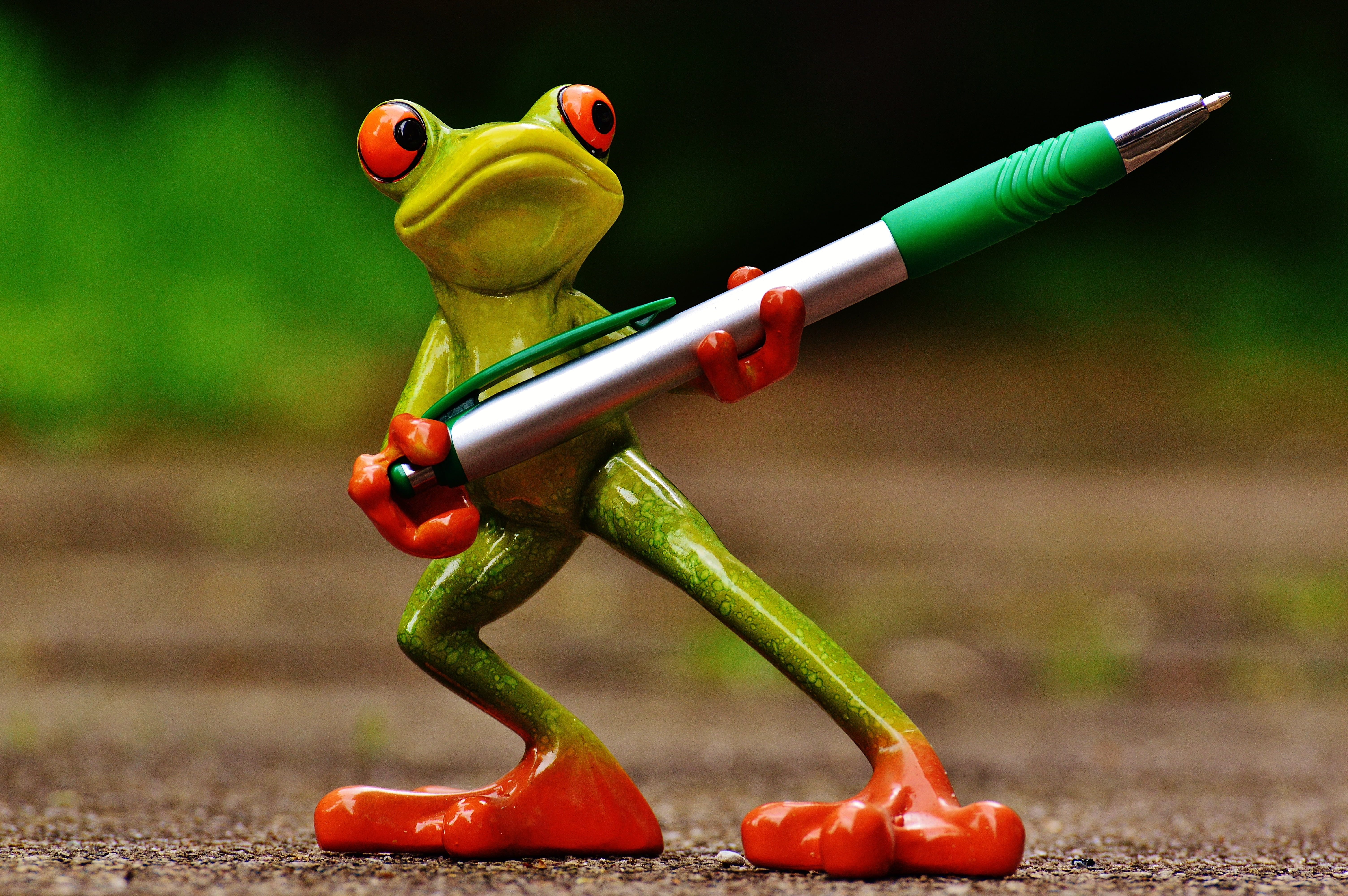 pepper, healthy eating, nature, vegetable, one animal, figurine, holder, mammal, frog, animal wildlife, figure, invertebrate, no people, writing implement, HD Wallpaper