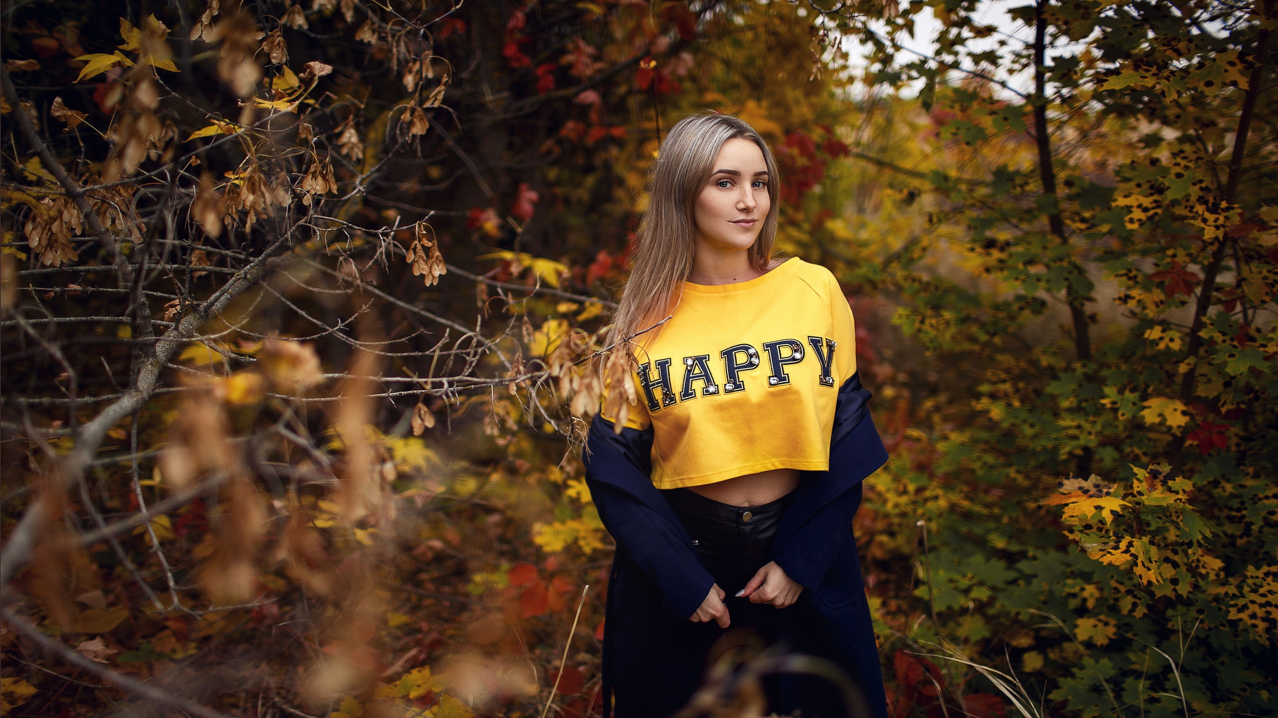 Sergey Sorokin, plant, day, standing, nature, model, teenager, looking at camera, bokeh, women, fall, autumn, front view, portrait, young adult, lifestyles, HD Wallpaper