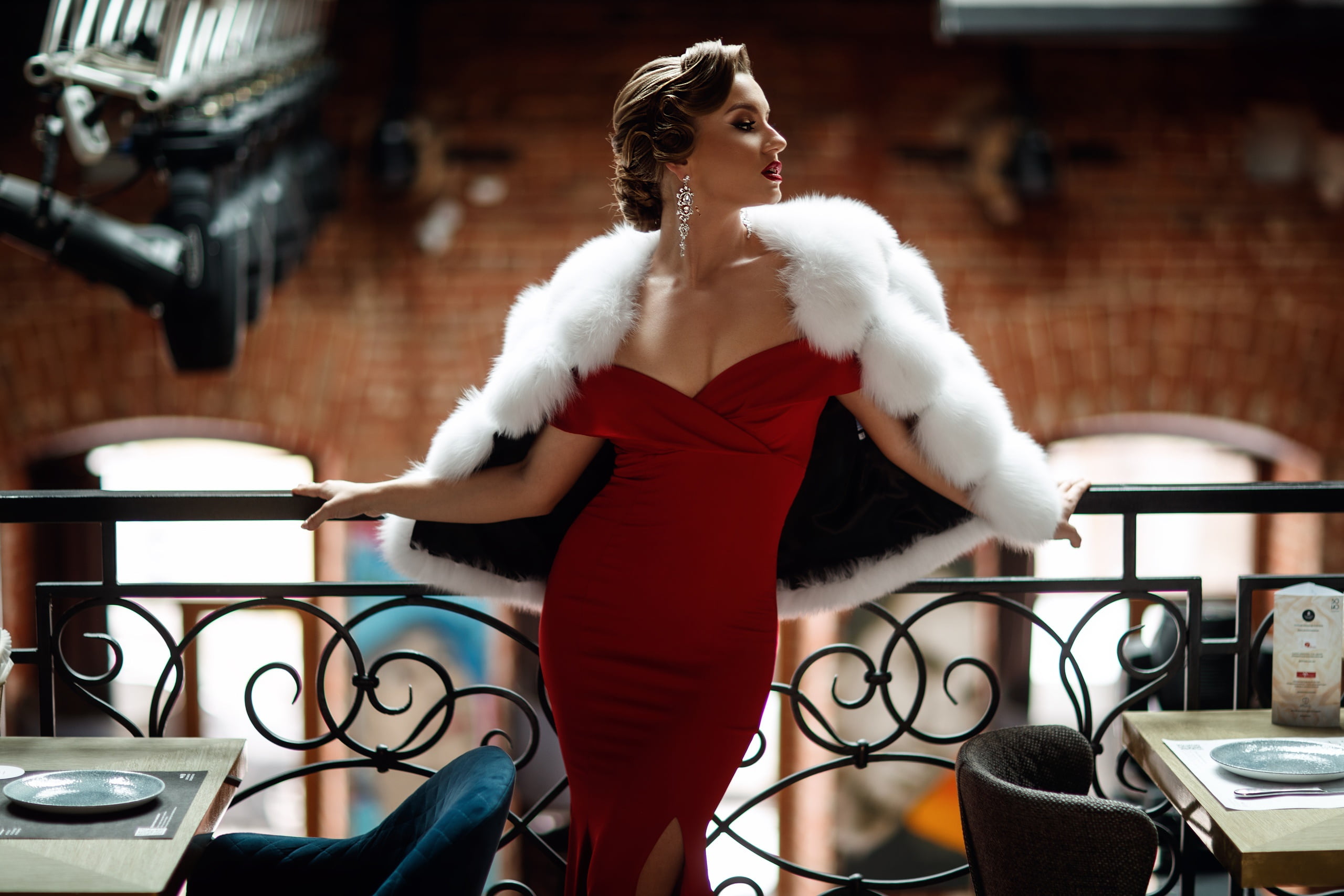 girl, pose, neckline, меховое манто, Sergey Sorokin, model, red dress, style, 2K, figure, HD Wallpaper