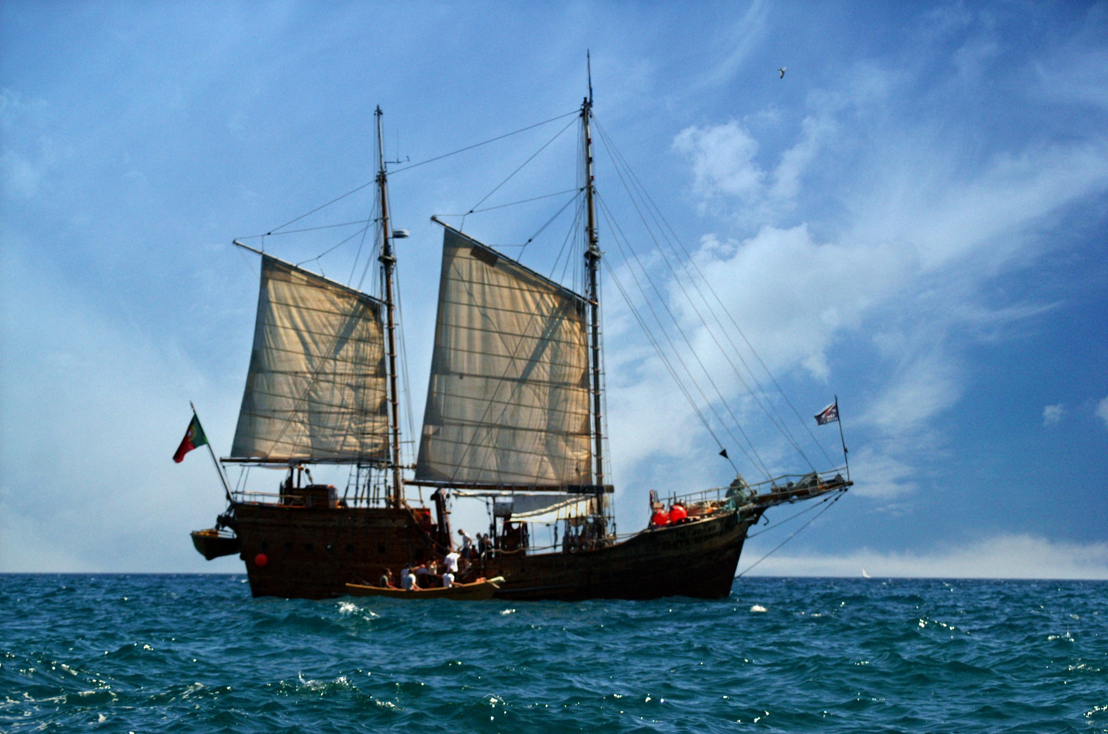 pole, ship, ocean, beige, wave, day, sailboat, nautical vessel, outdoors, water, 1080P, sailing ship, nature, mast, travel, portugal, brown, algarve, pirate ship, HD Wallpaper