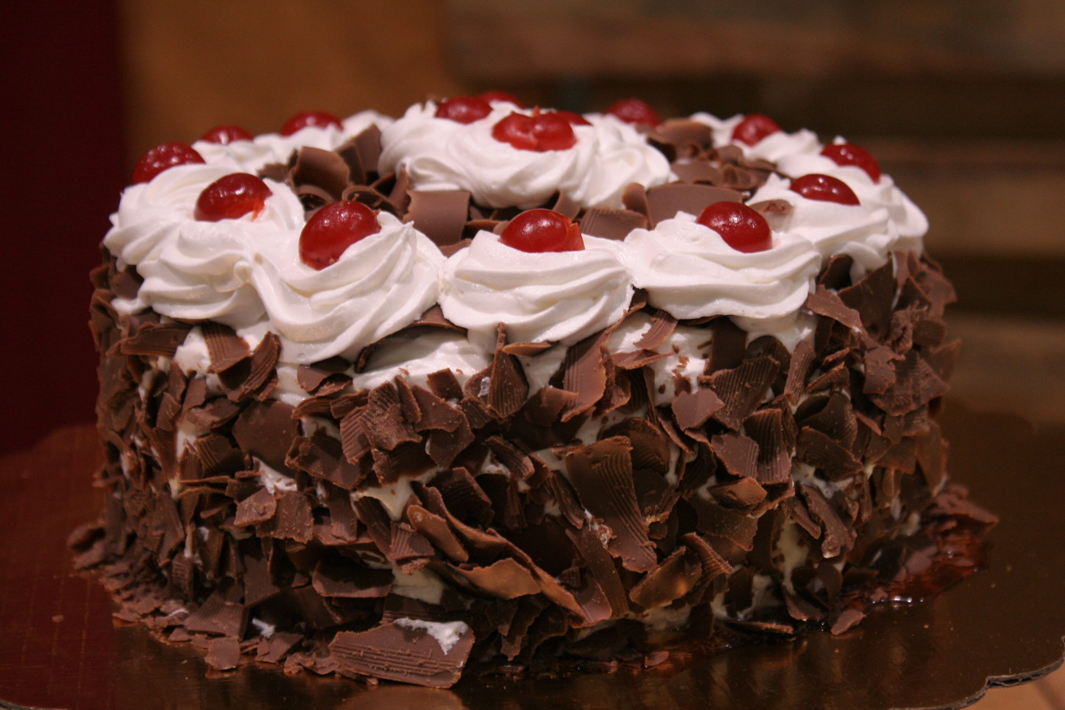 indulgence, no people, food, fruit, focus on foreground, dessert, sweet, baked, cream, icing, unhealthy eating, indoors, fridge, 2K, snack, close-up, chocolate, HD Wallpaper
