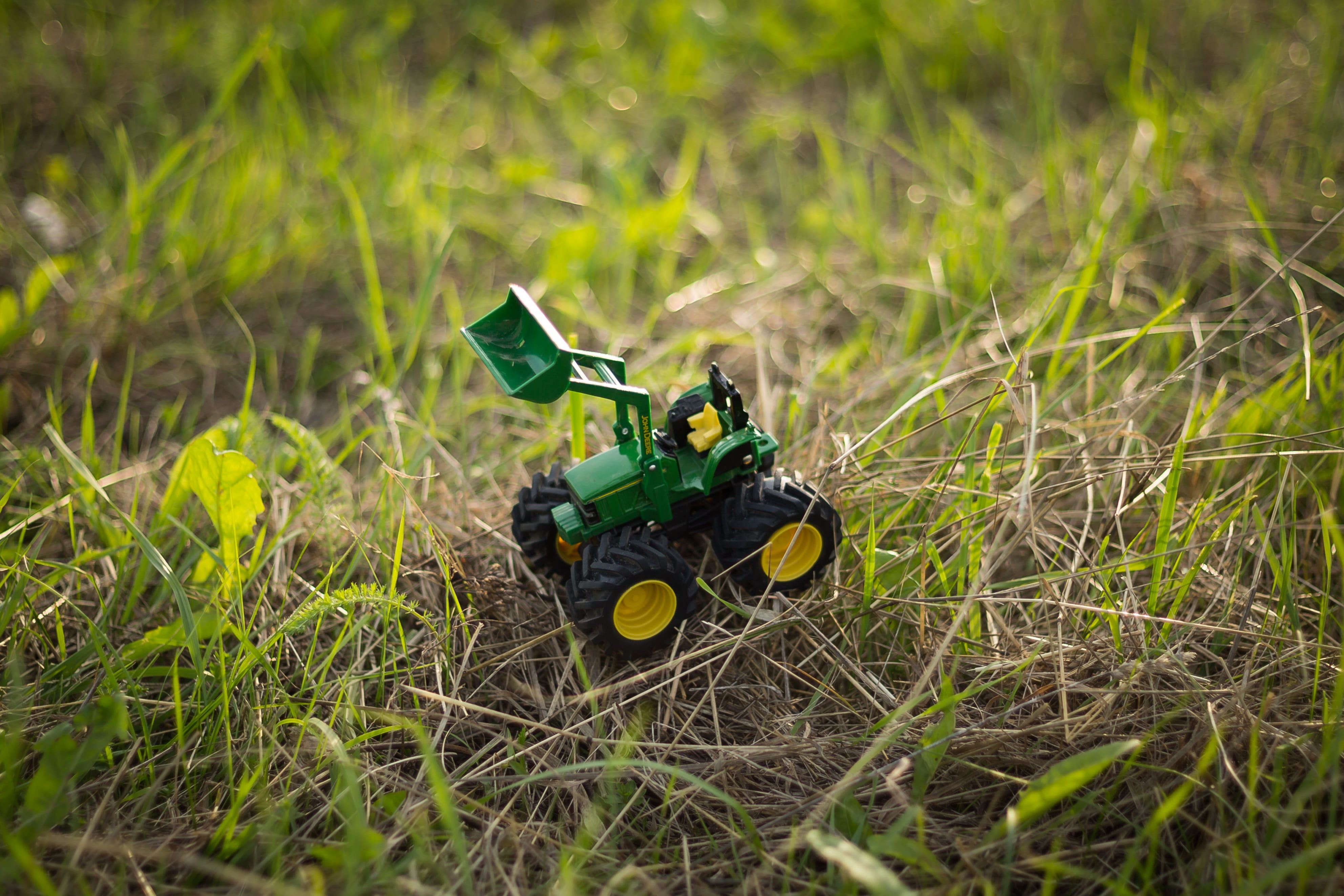 farm, growth, toy car, sunlight, green color, transportation, land, meadow, mode of transportation, harvest, outdoors, rural scene, grass, nature, tractors, HD Wallpaper