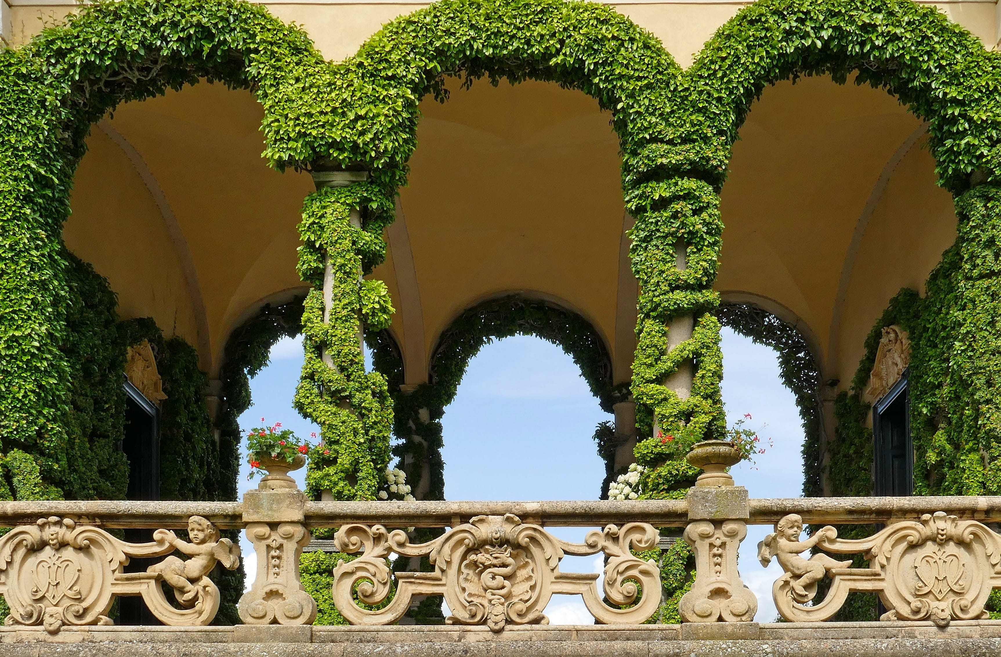 2K, decorate, decoration, nature, built structure, tree, travel destinations, terrace, outdoors, wedding, arch, celebration, history, ornate, plant, architectural column, HD Wallpaper