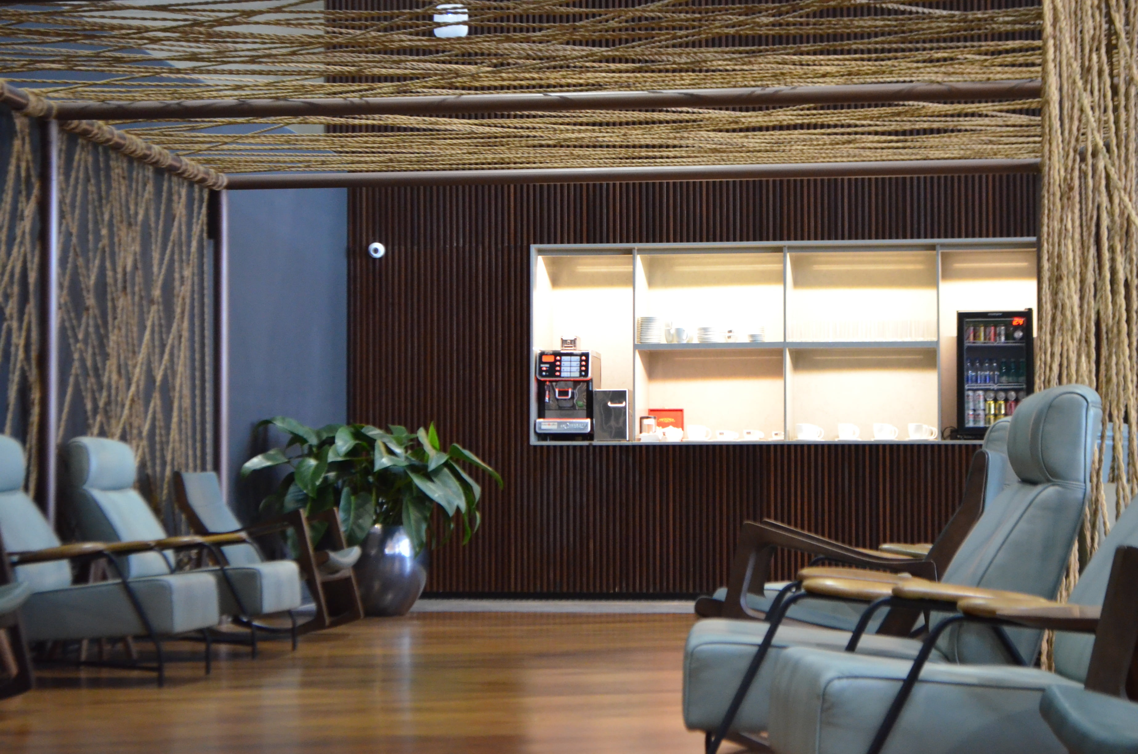 ceiling, domestic room, day, salon, chair, tourism, vip lounge, luxury, architecture, office, flooring, no people, travel, 2K, airport, to board, hardwood floor, HD Wallpaper
