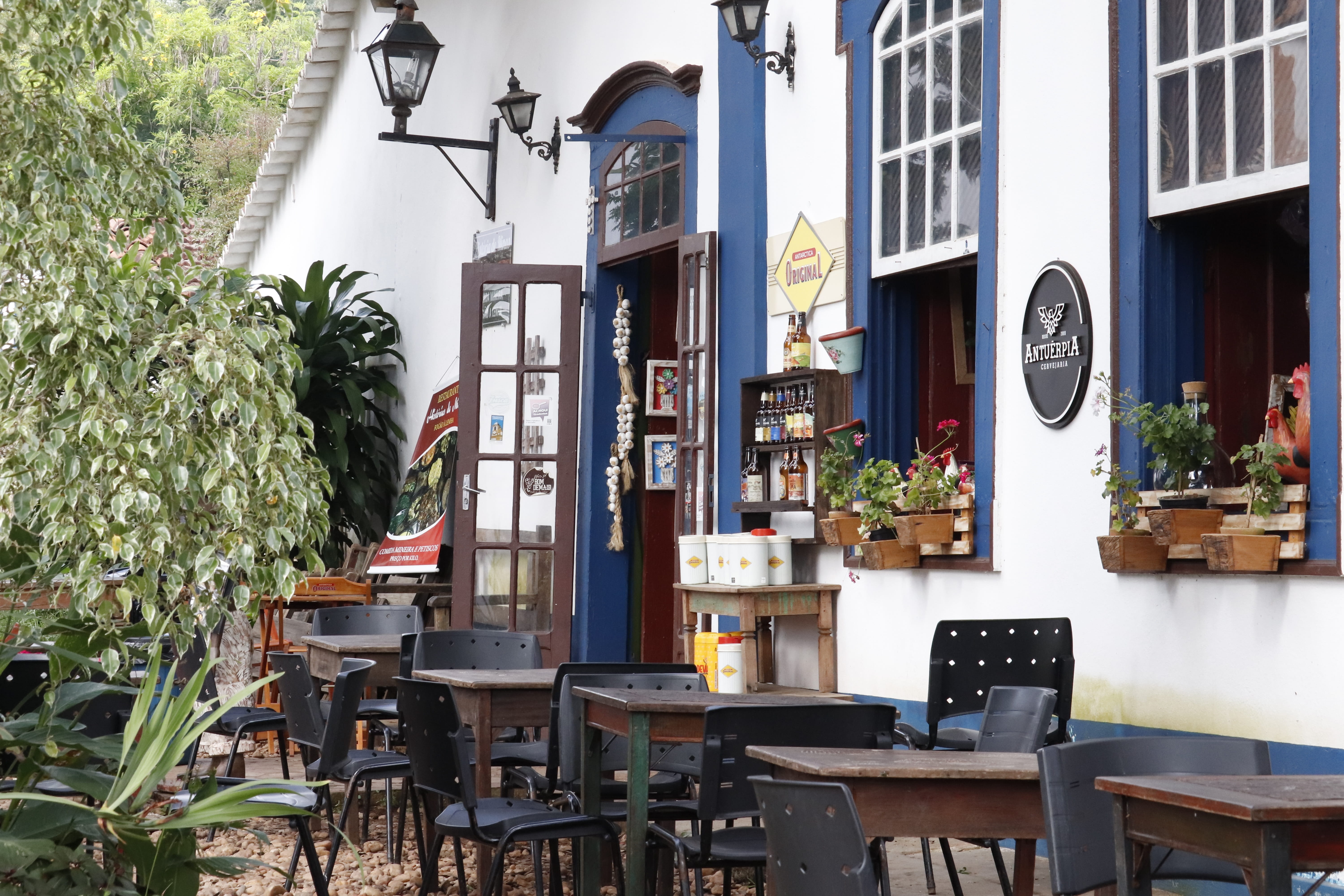 menu, setting, travel, tourism, architecture, restaurant, table, no people, cafe, monument, absence, empty, construction, city, brazil, seat, potted plant, HD Wallpaper